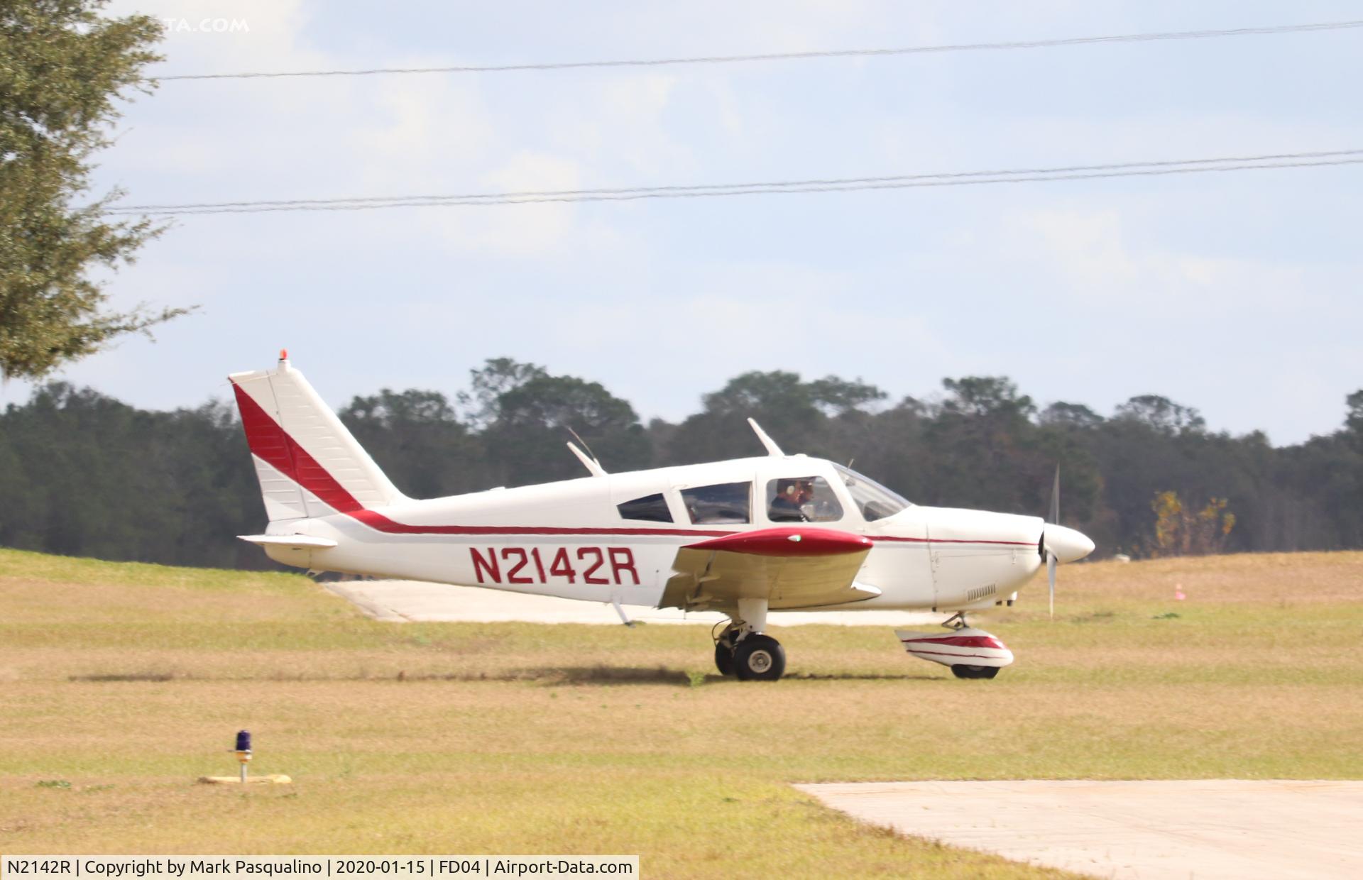 N2142R, 1969 Piper PA-28-180 C/N 28-5469, Piper PA-28-180