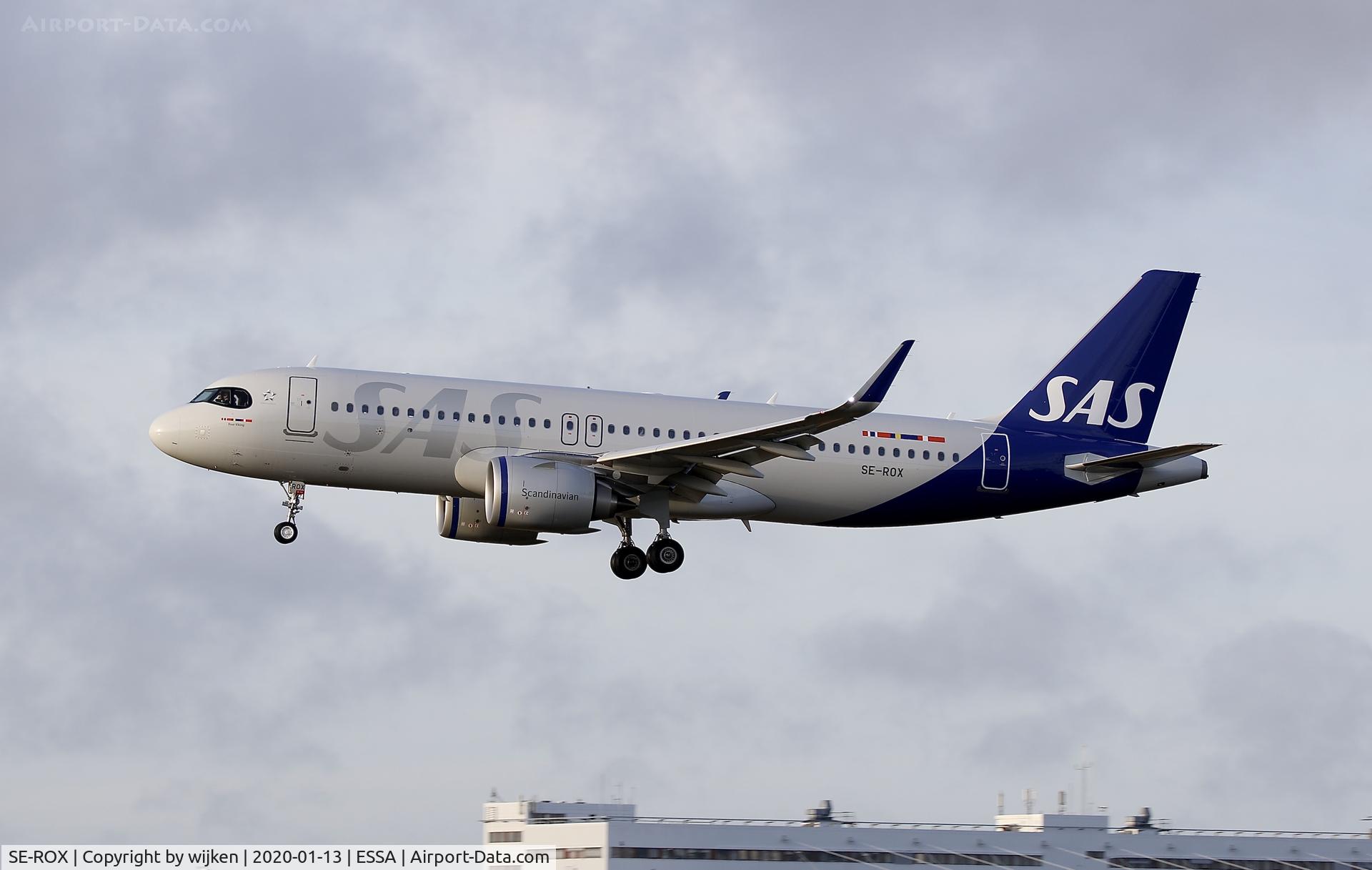 SE-ROX, 2019 Airbus A320-251N C/N 9330, Short final RWY 19L