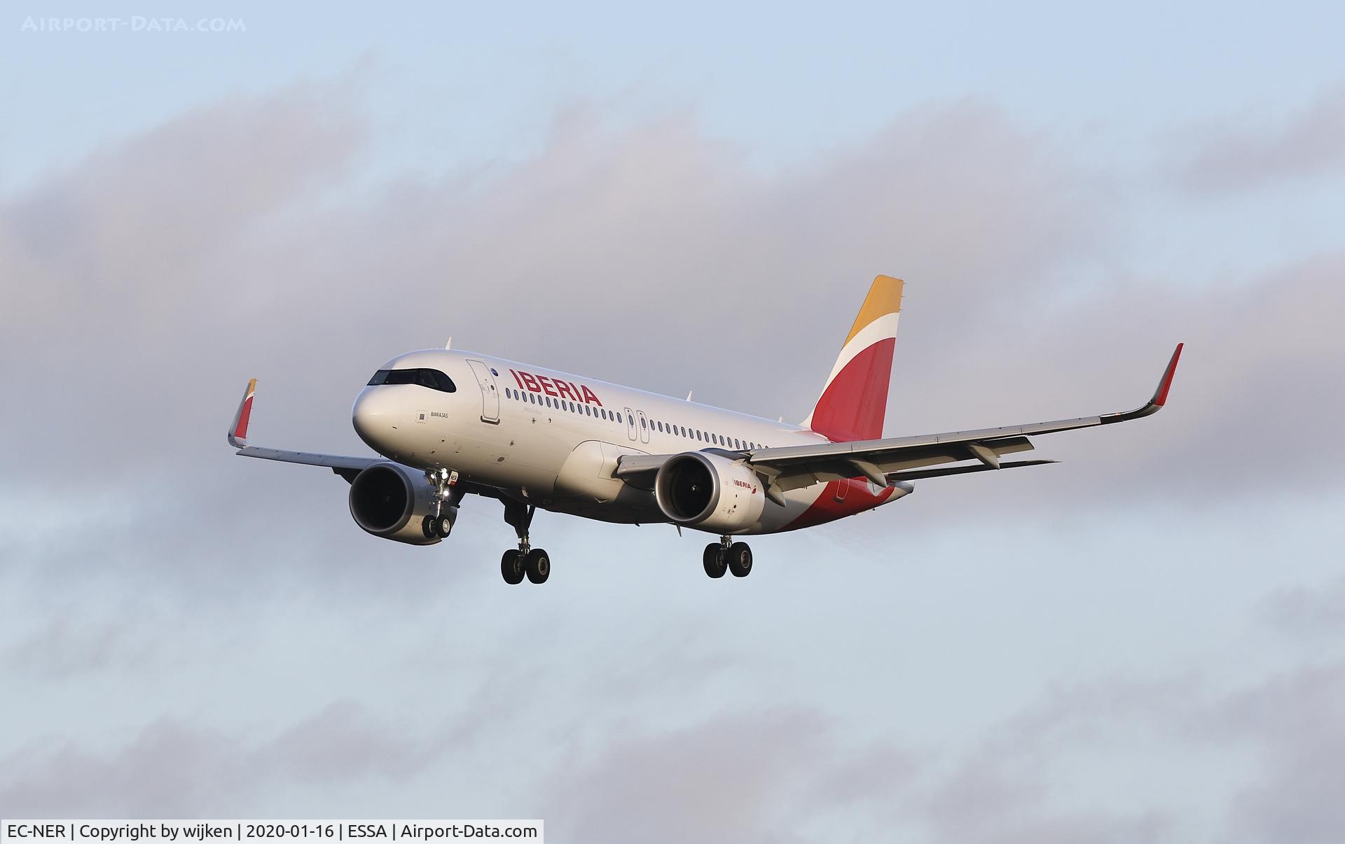 EC-NER, 2019 Airbus A320-251N C/N 8996, Landing RWY 26