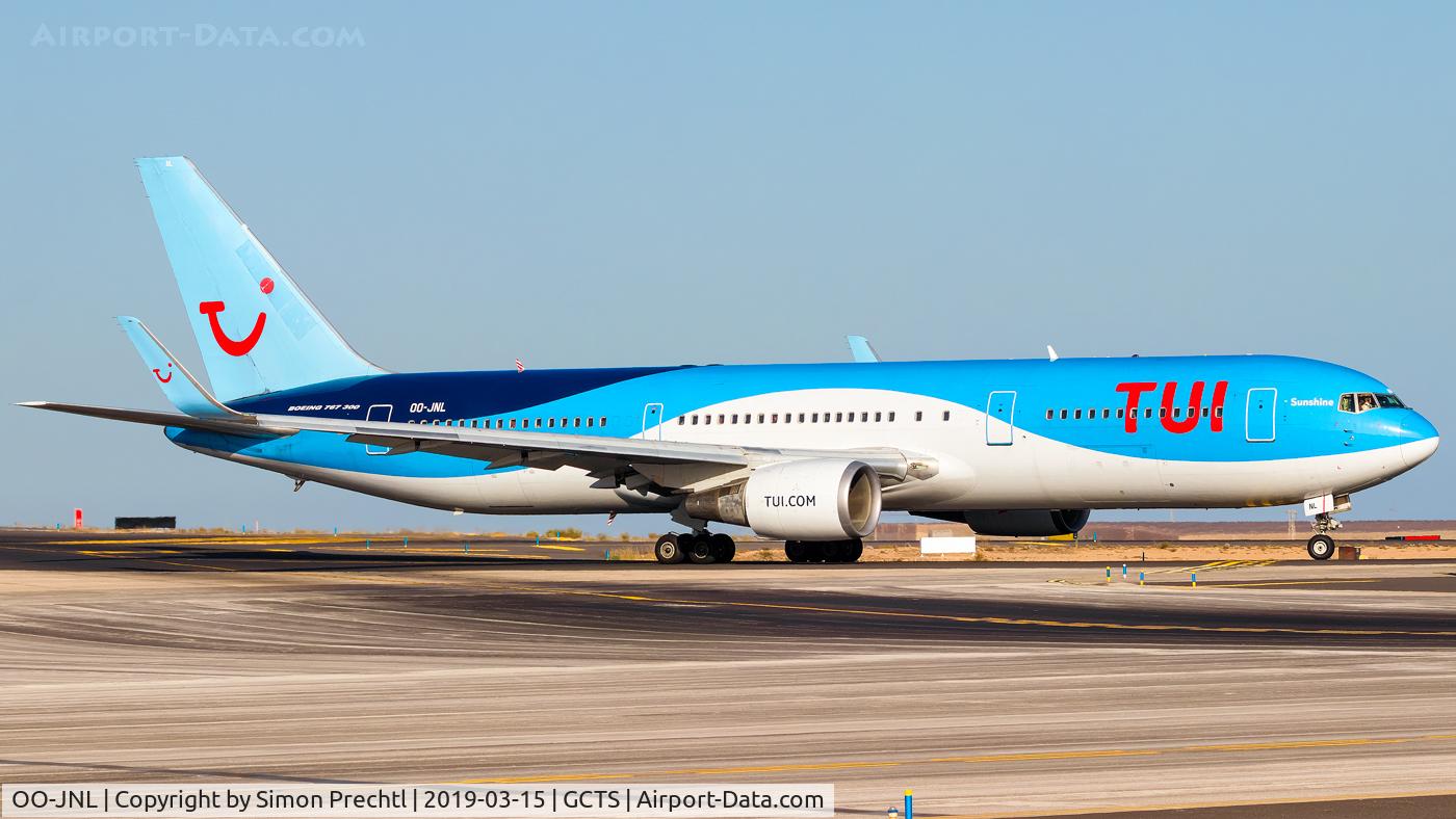 OO-JNL, 2000 Boeing 767-304 C/N 29384, OO-JNL @ Tenerife Sur Airport