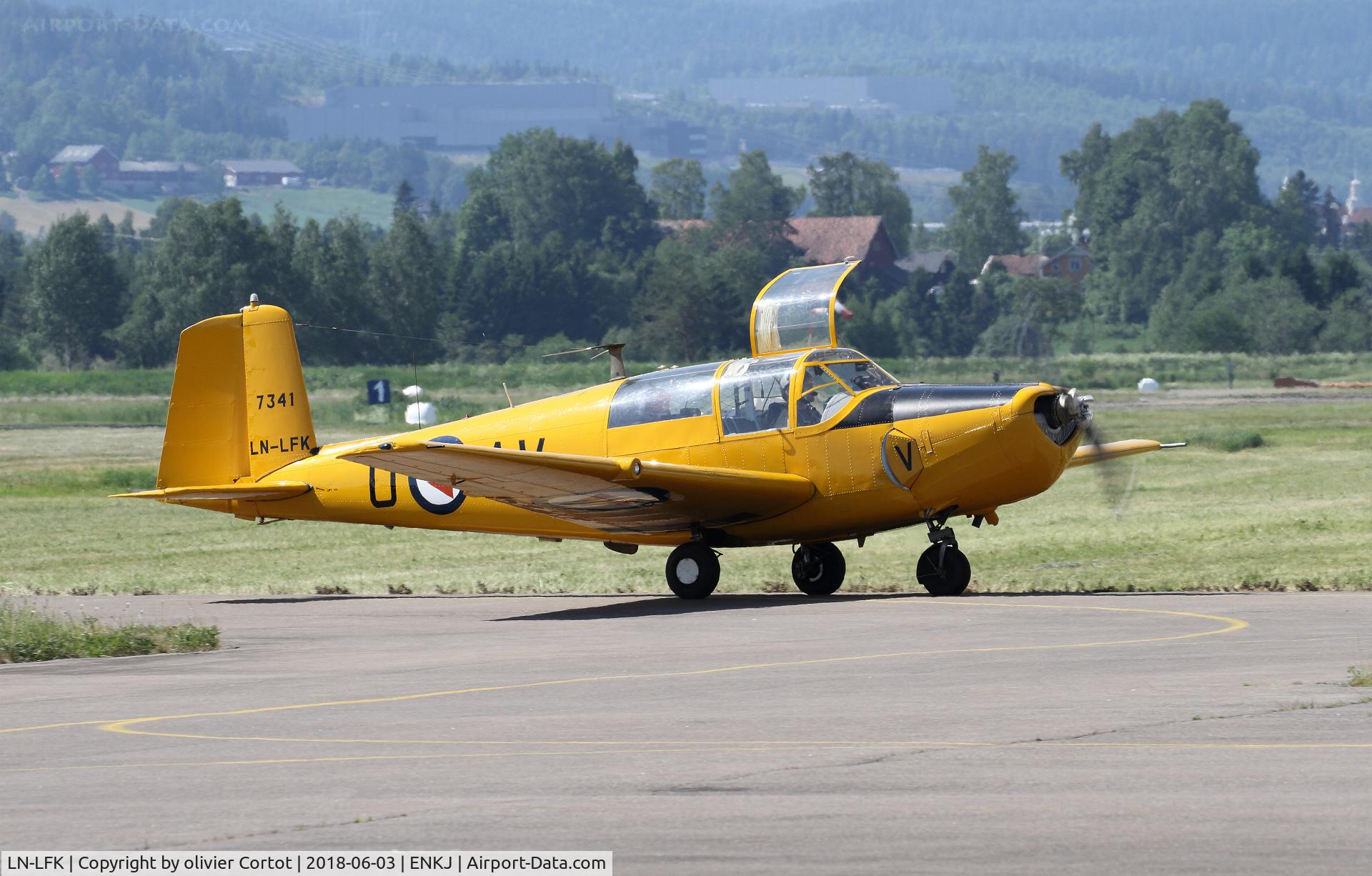 LN-LFK, Saab 91B-2 Safir C/N 91-341, Kjeller airshow
