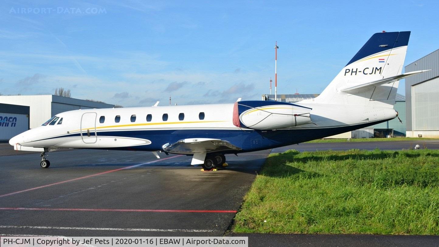 PH-CJM, 2009 Cessna 680 Citation Sovereign C/N 680-0271, At Antwerp Airport.