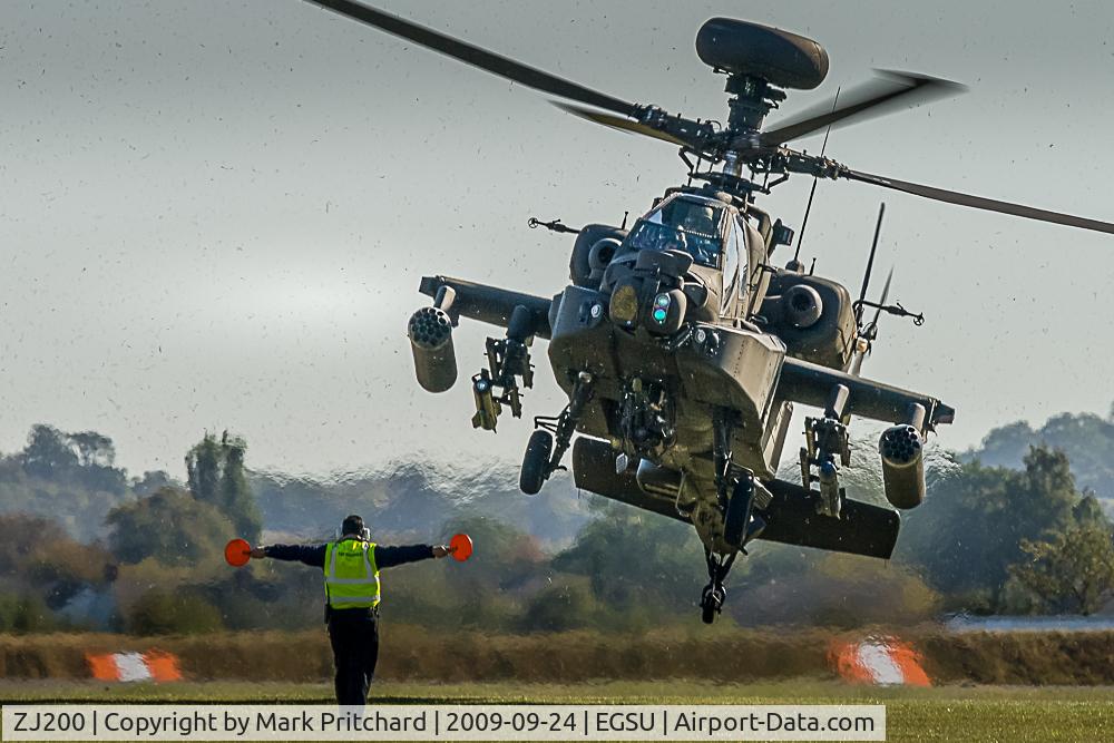 ZJ200, 2004 Westland Apache AH.1 C/N WAH.35, Duxford 2009