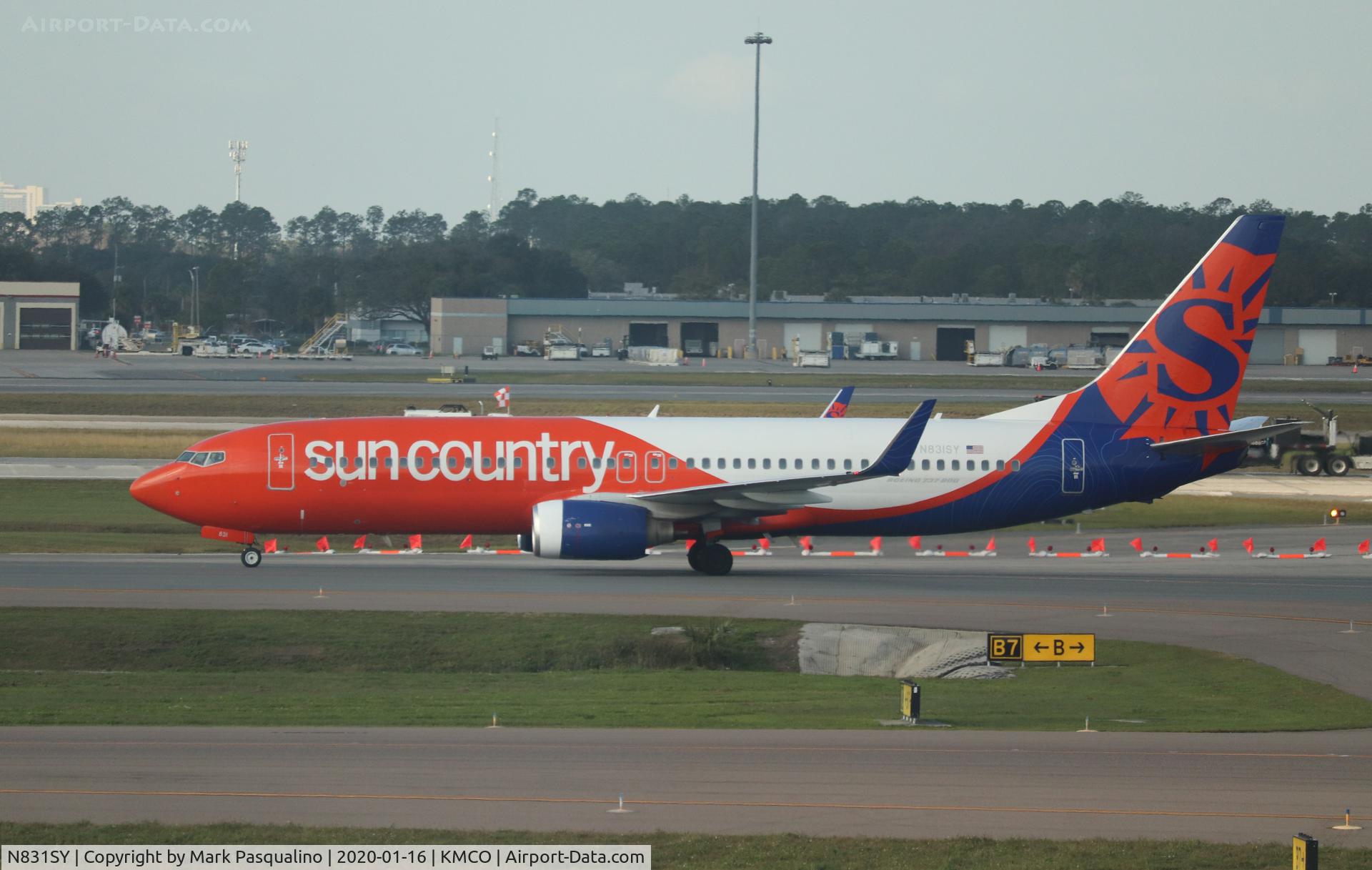 N831SY, 2002 Boeing 737-83N C/N 28249, Boeing 737-83N