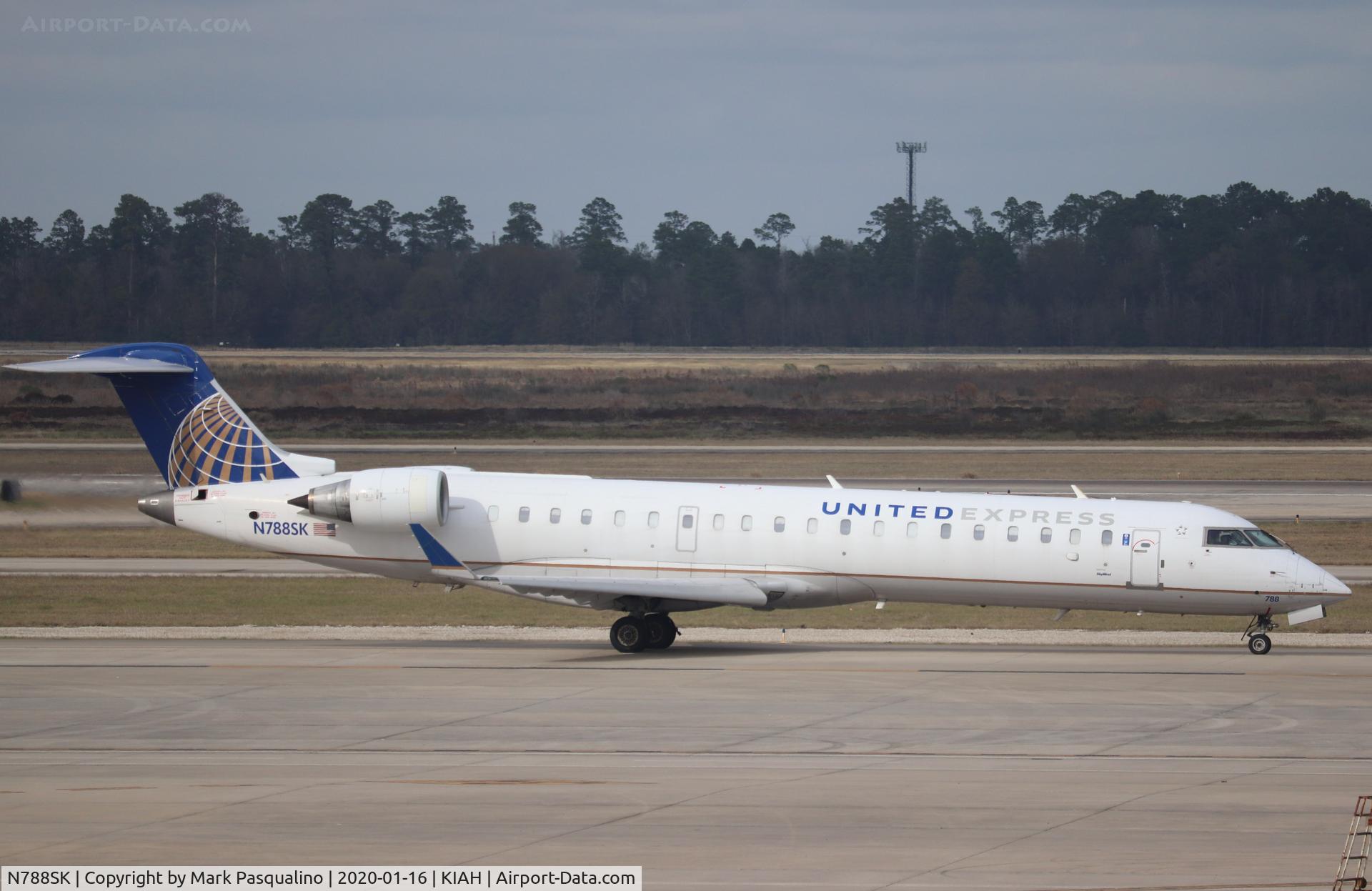 N788SK, 2009 Bombardier CRJ-700 (CL-600-2C10) Regional Jet C/N 10290, CL-600-2C10