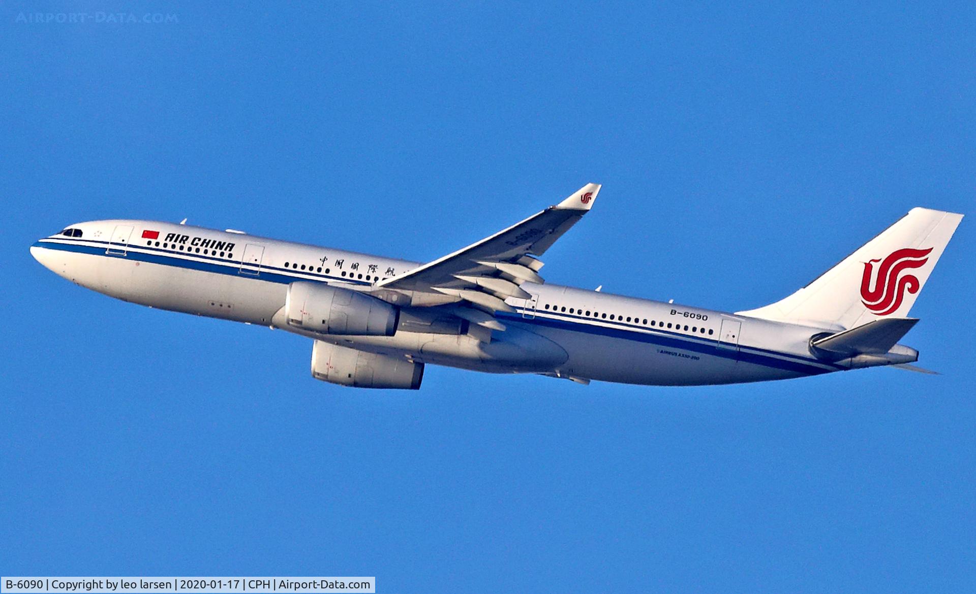 B-6090, 2007 Airbus A330-243 C/N 860, Copenhagen 17.1.2020 T/O R-22R
