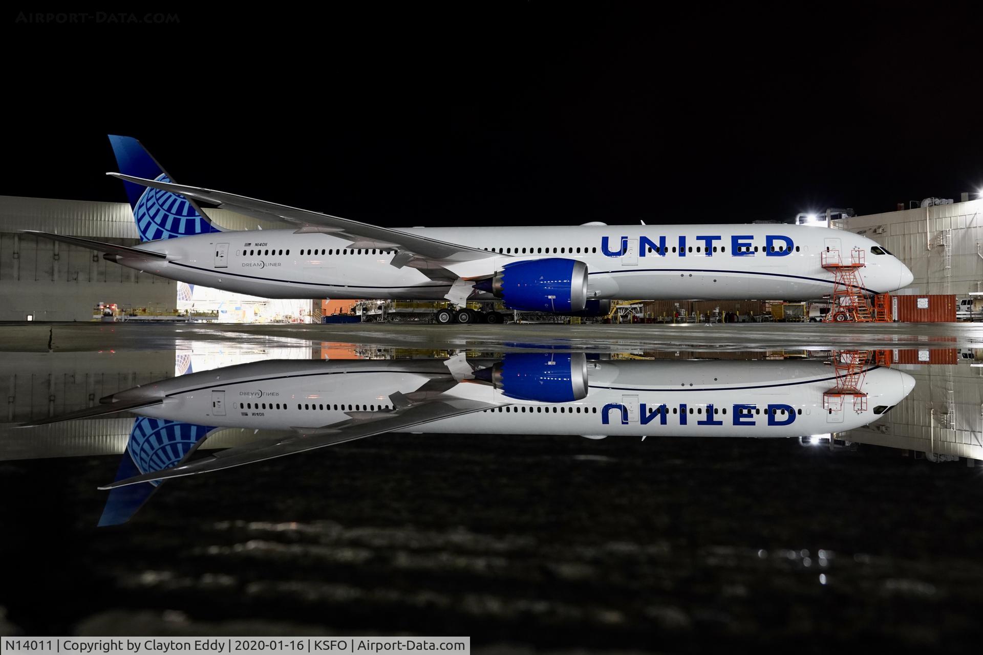 N14011, 2019 Boeing 787-10 Dreamliner Dreamliner C/N 40934, SFO 2019.
