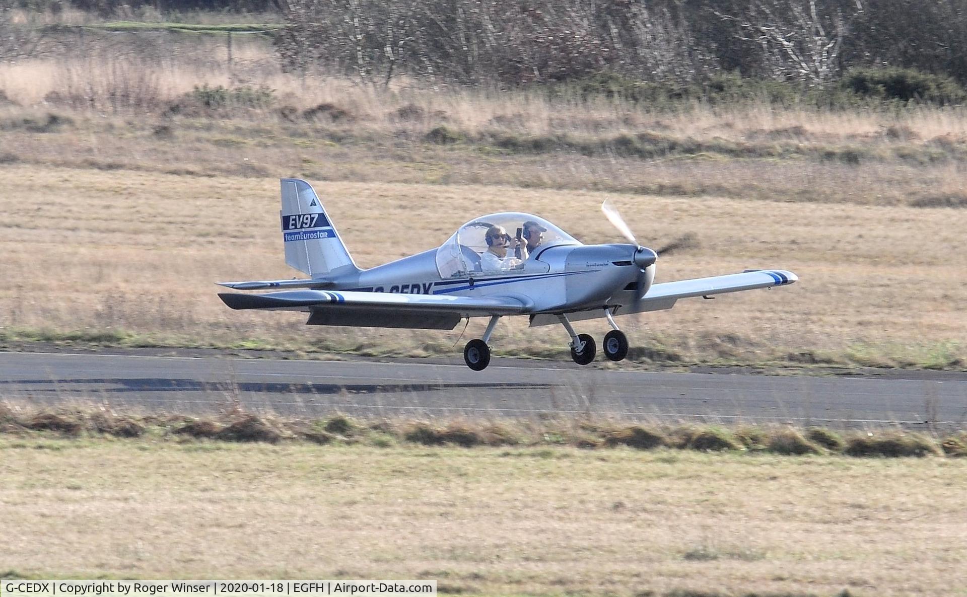 G-CEDX, 2006 Cosmik EV-97 TeamEurostar UK C/N 2827, Visiting EV-97 arriving Runway 28..
