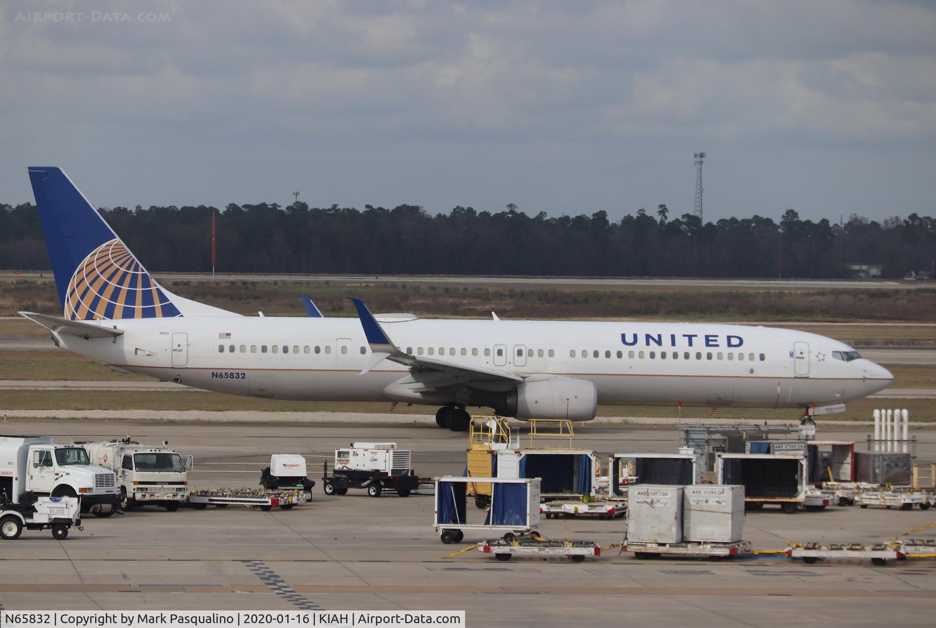 N65832, 2014 Boeing 737-924/ER C/N 44563, Boeing 737-924/ER