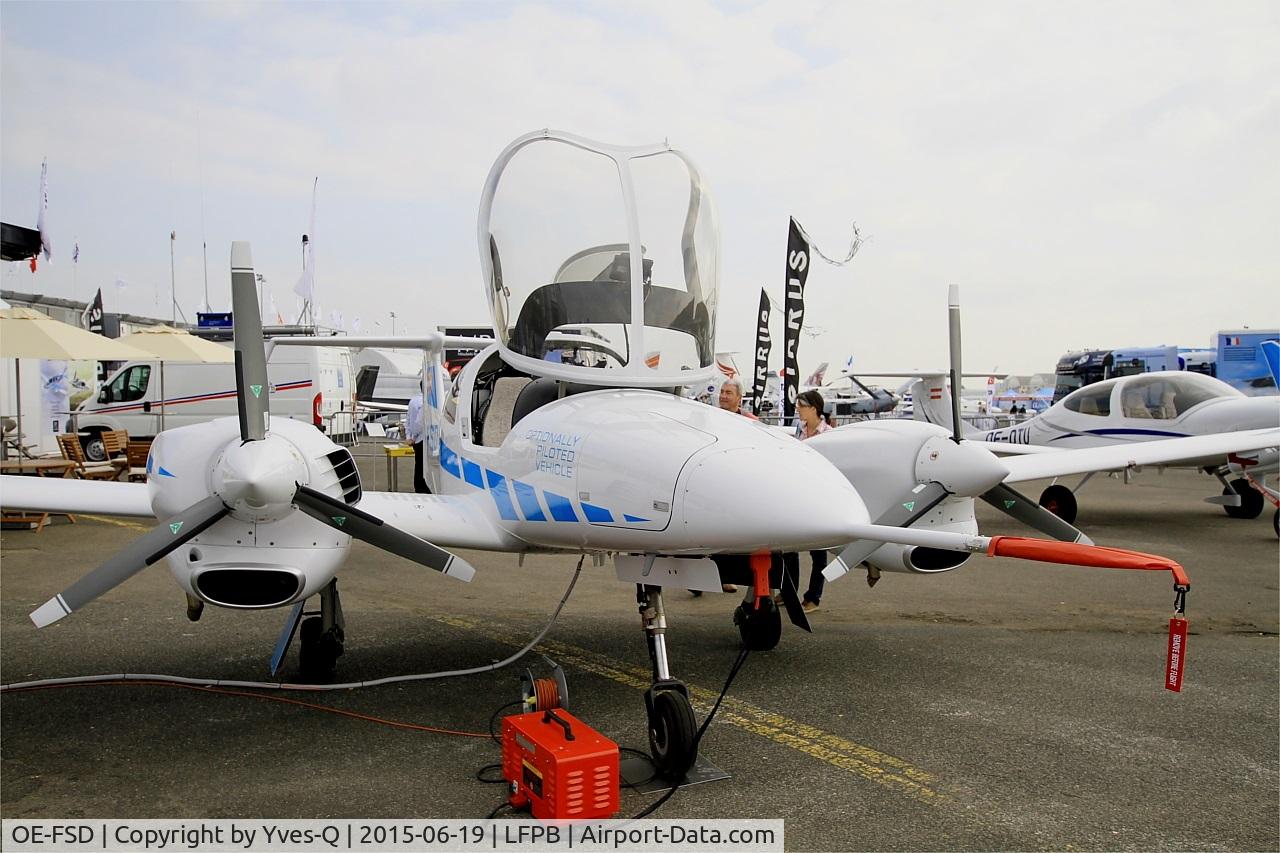 OE-FSD, Diamond DA-42M-NG Twin Star C/N 42.MN006, Diamond DA-42M-NG Twin Star, Static display, Paris-Le Bourget (LFPB-LBG) Air show 2015