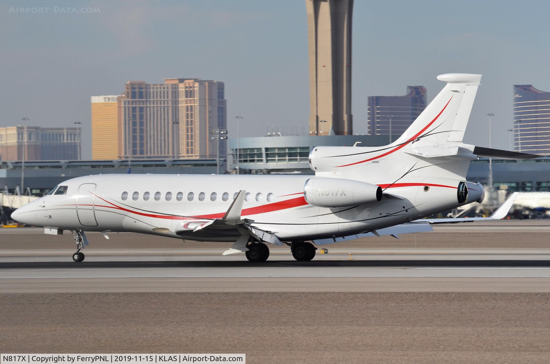 N817X, 2013 Dassault Falcon 7X C/N 208, TP Aviation Da7X arriving in LAS