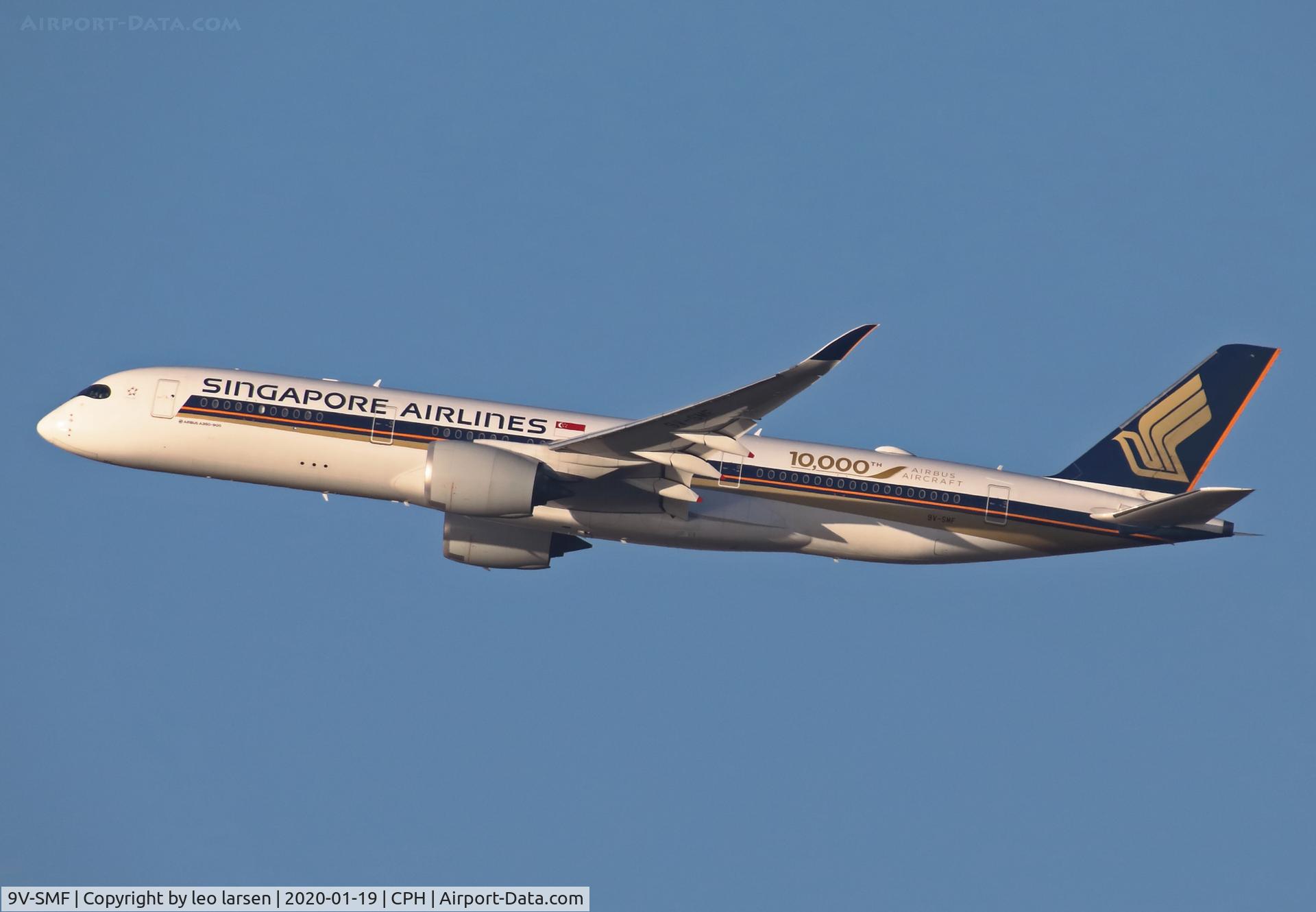 9V-SMF, 2016 Airbus A350-941 C/N 054, Copenhagen 19.1.2020 with 10.000 TH Airbus Aircraft