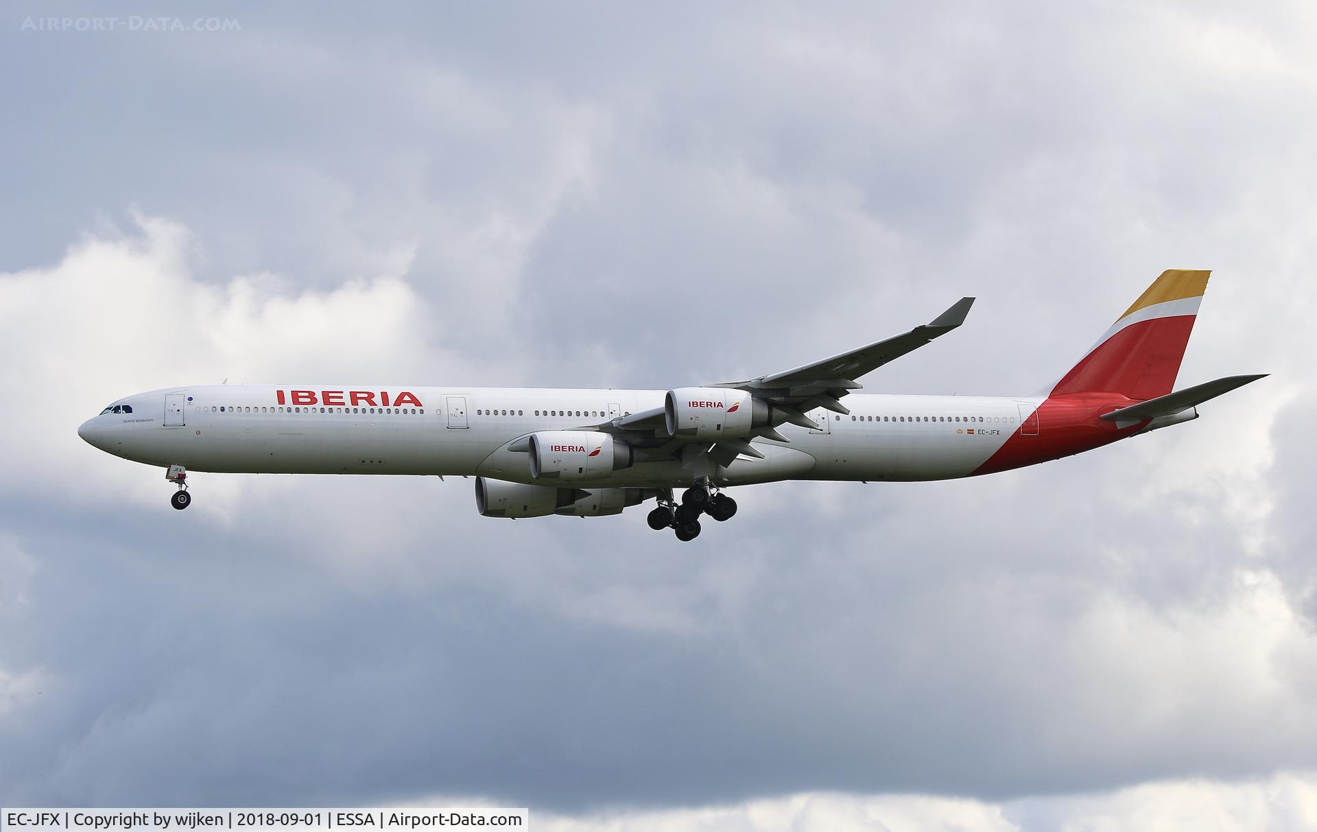 EC-JFX, 2005 Airbus A340-642 C/N 672, To RWY 01L