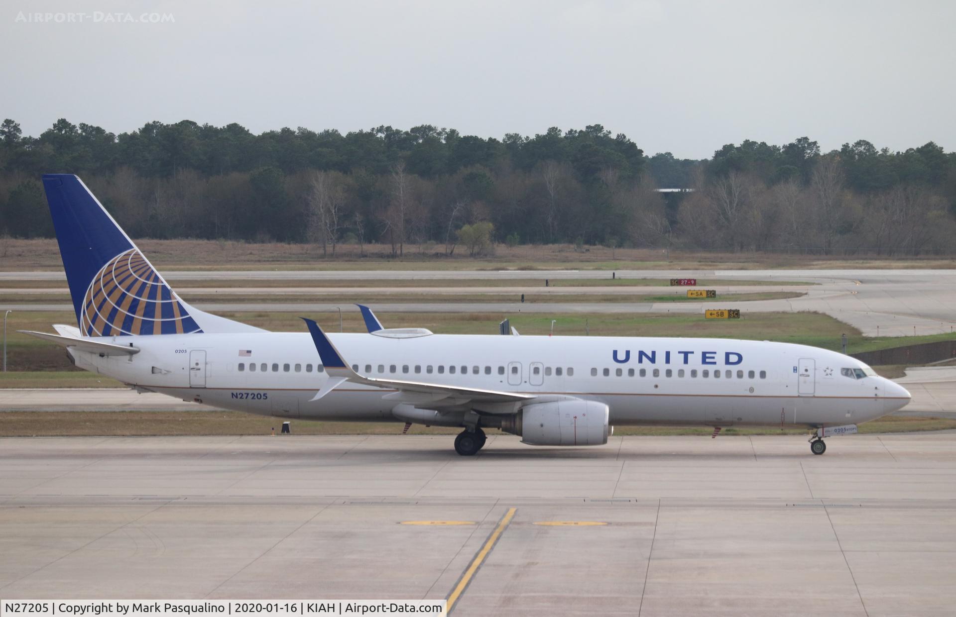 N27205, 2000 Boeing 737-824 C/N 30577, Boeing 737-824