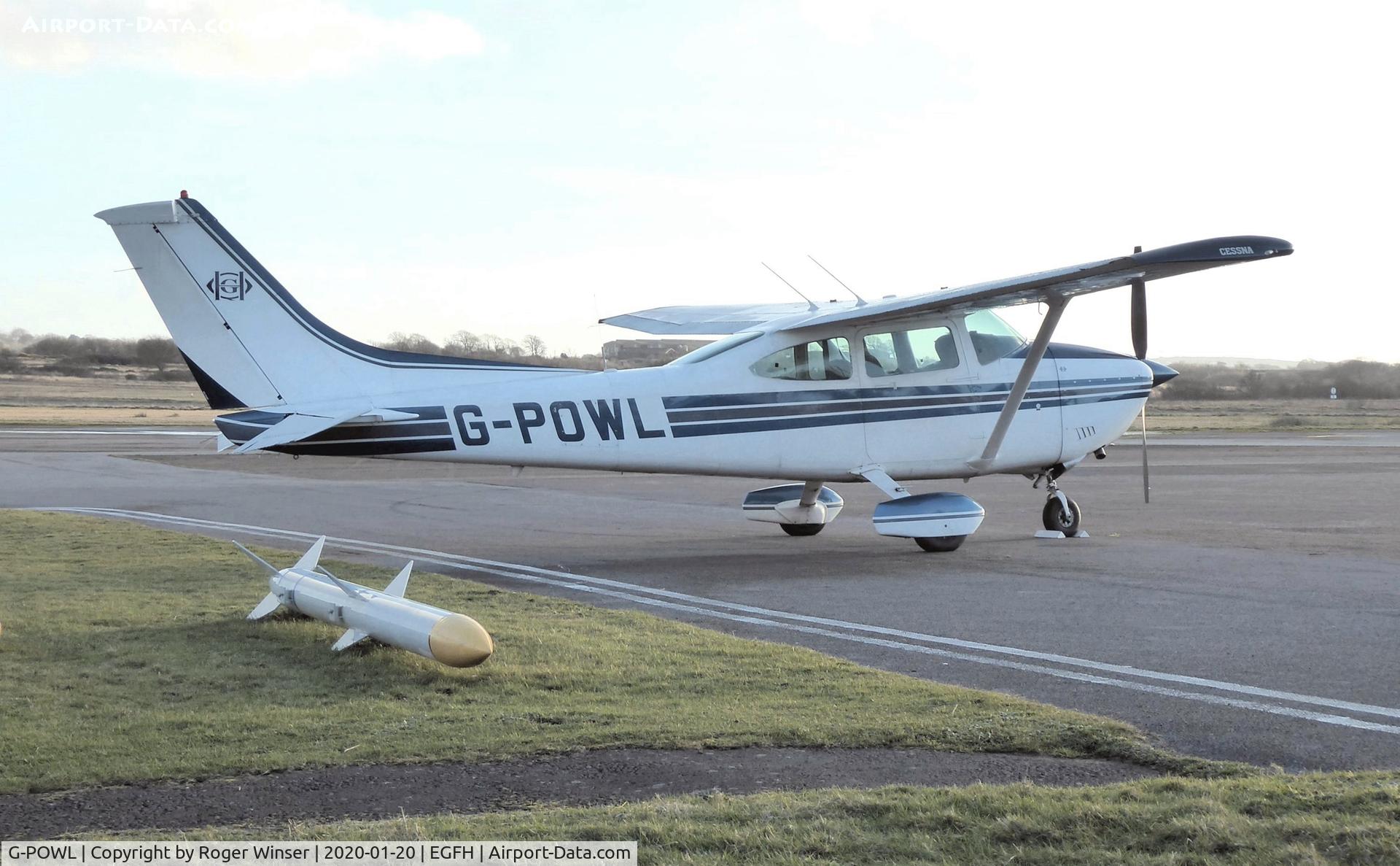 G-POWL, 1982 Cessna 182R Skylane C/N 182-67813, Visiting Skylane operated by the Oxford Aeroplane Company.