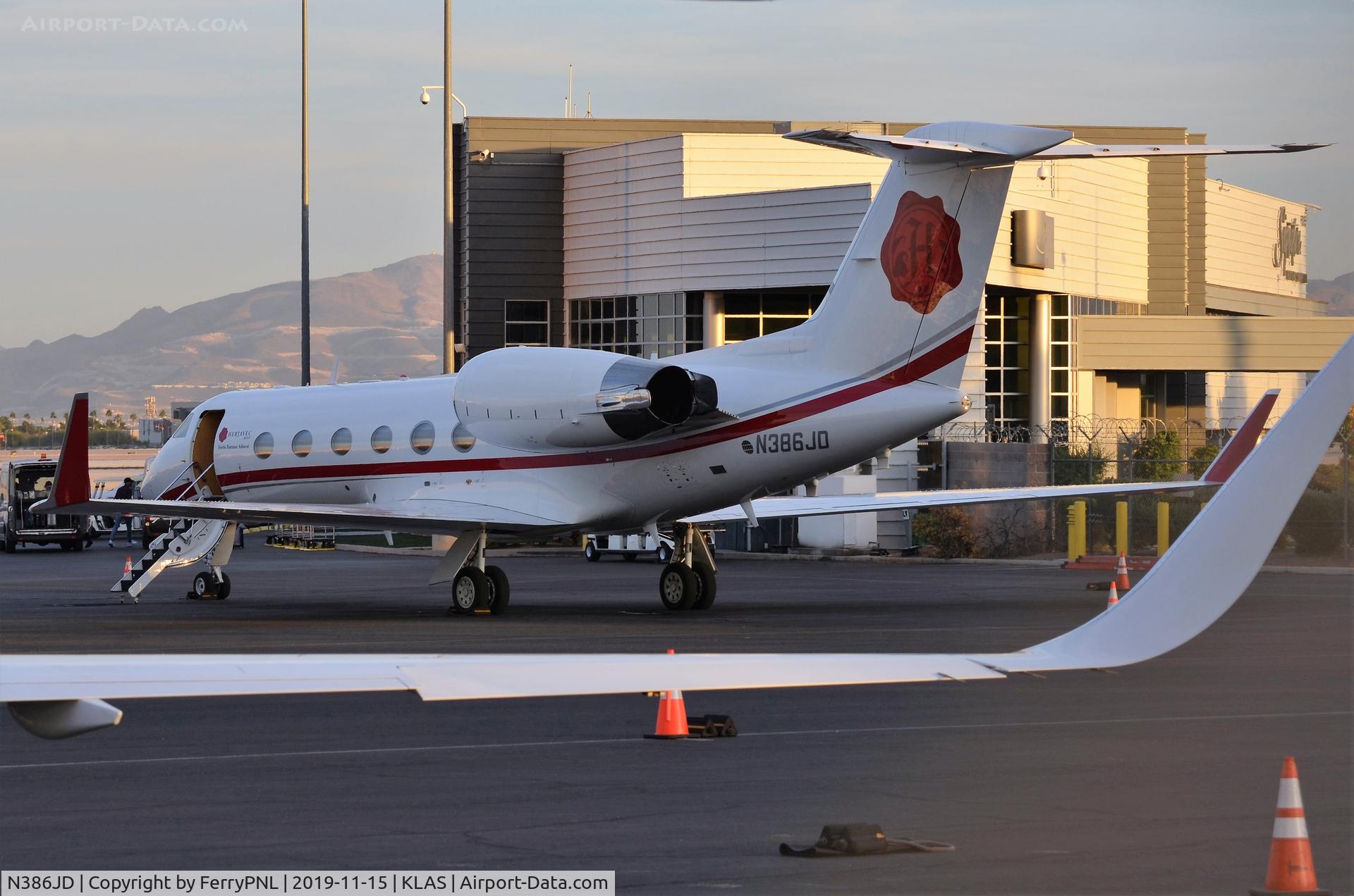 N386JD, 2001 Gulfstream Aerospace G-IV C/N 1460, G4 in LAS