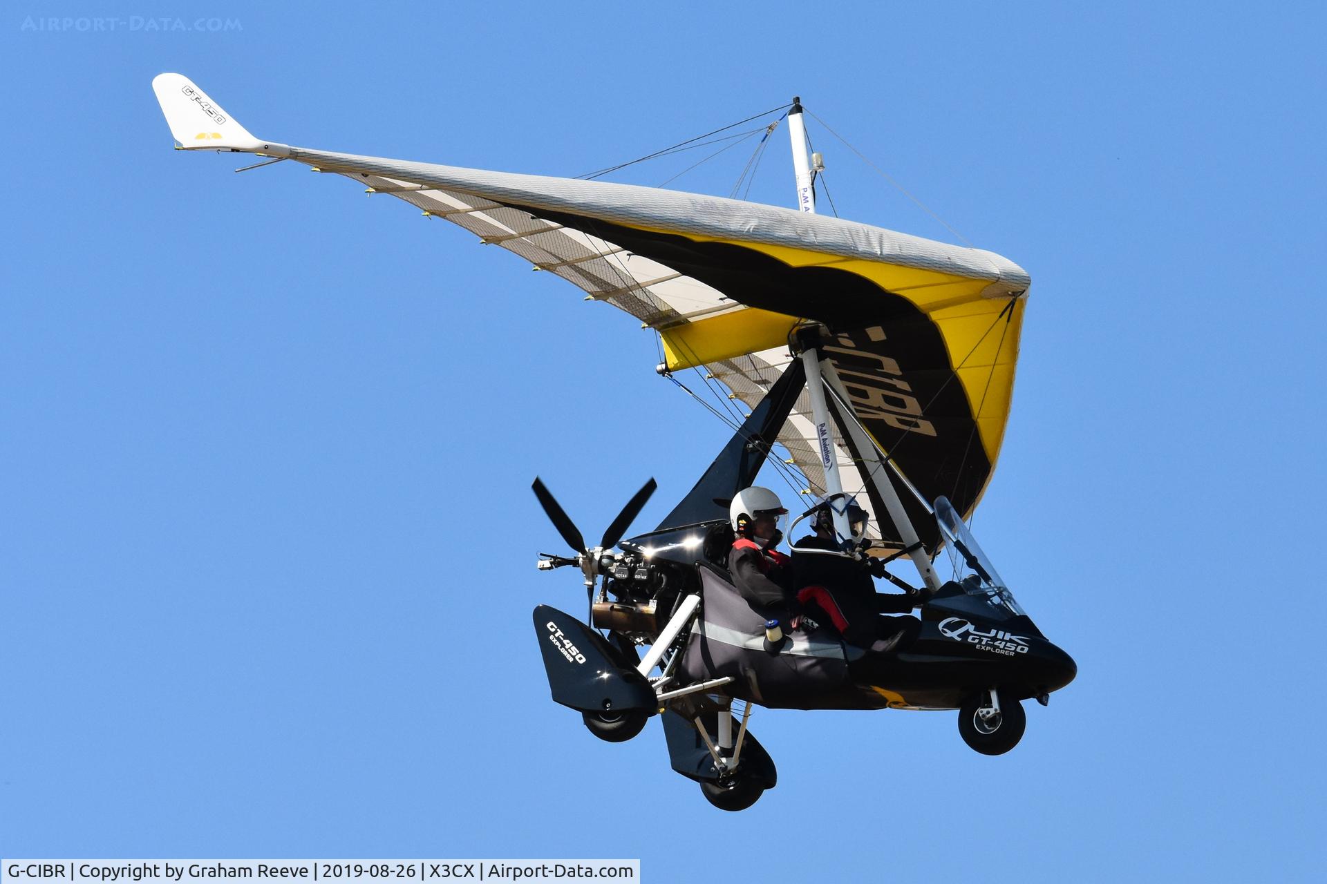 G-CIBR, 2013 P&M Aviation Quik GT450 C/N 8666, Landing at Northrepps.