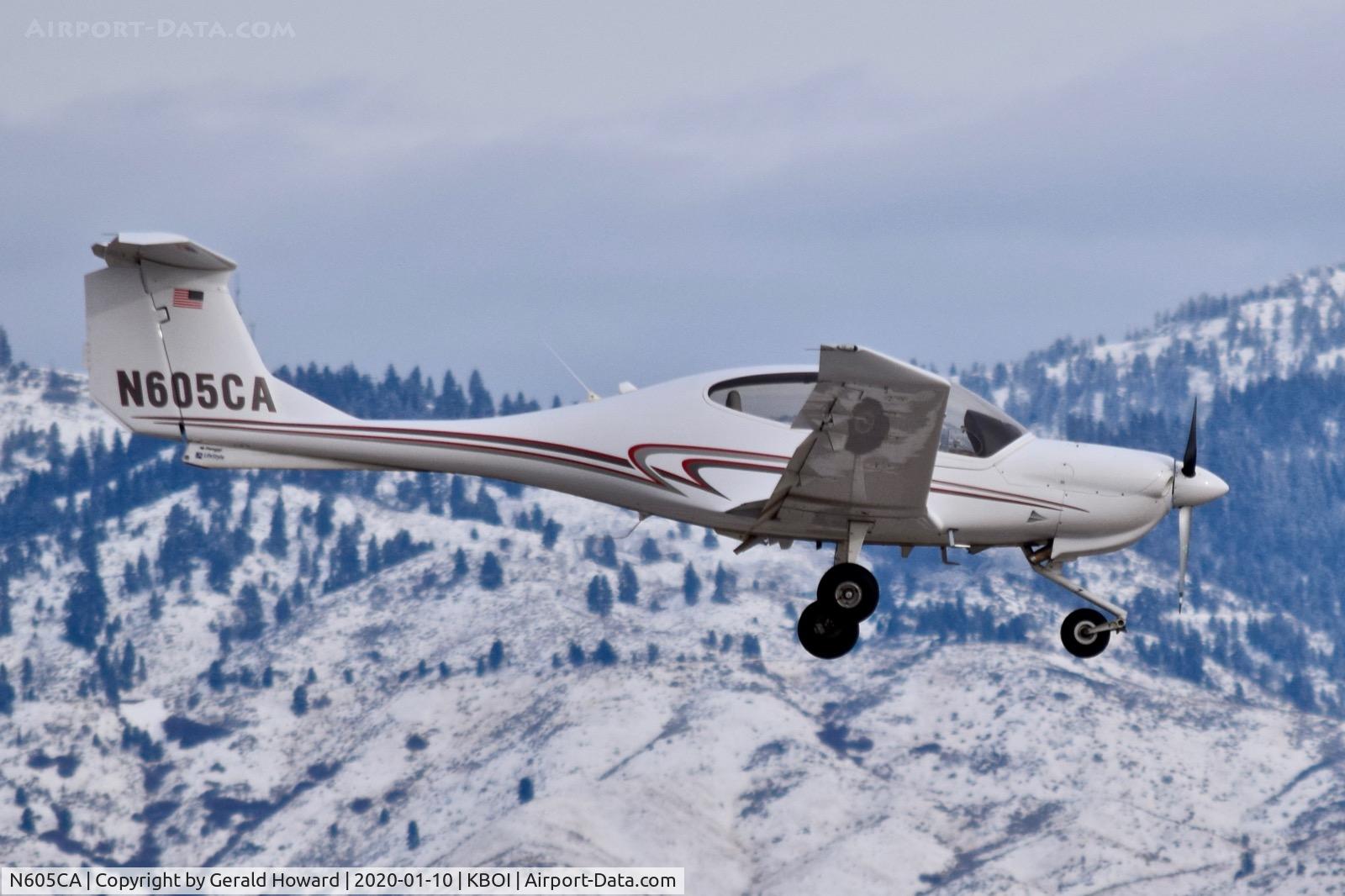 N605CA, 2008 Diamond DA-40 Diamond Star C/N 40.911, Landing 10L.