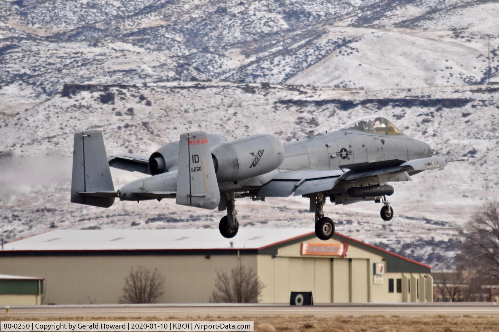 80-0250, 1980 Fairchild Republic A-10C Thunderbolt II C/N A10-0600, Landing 10R.