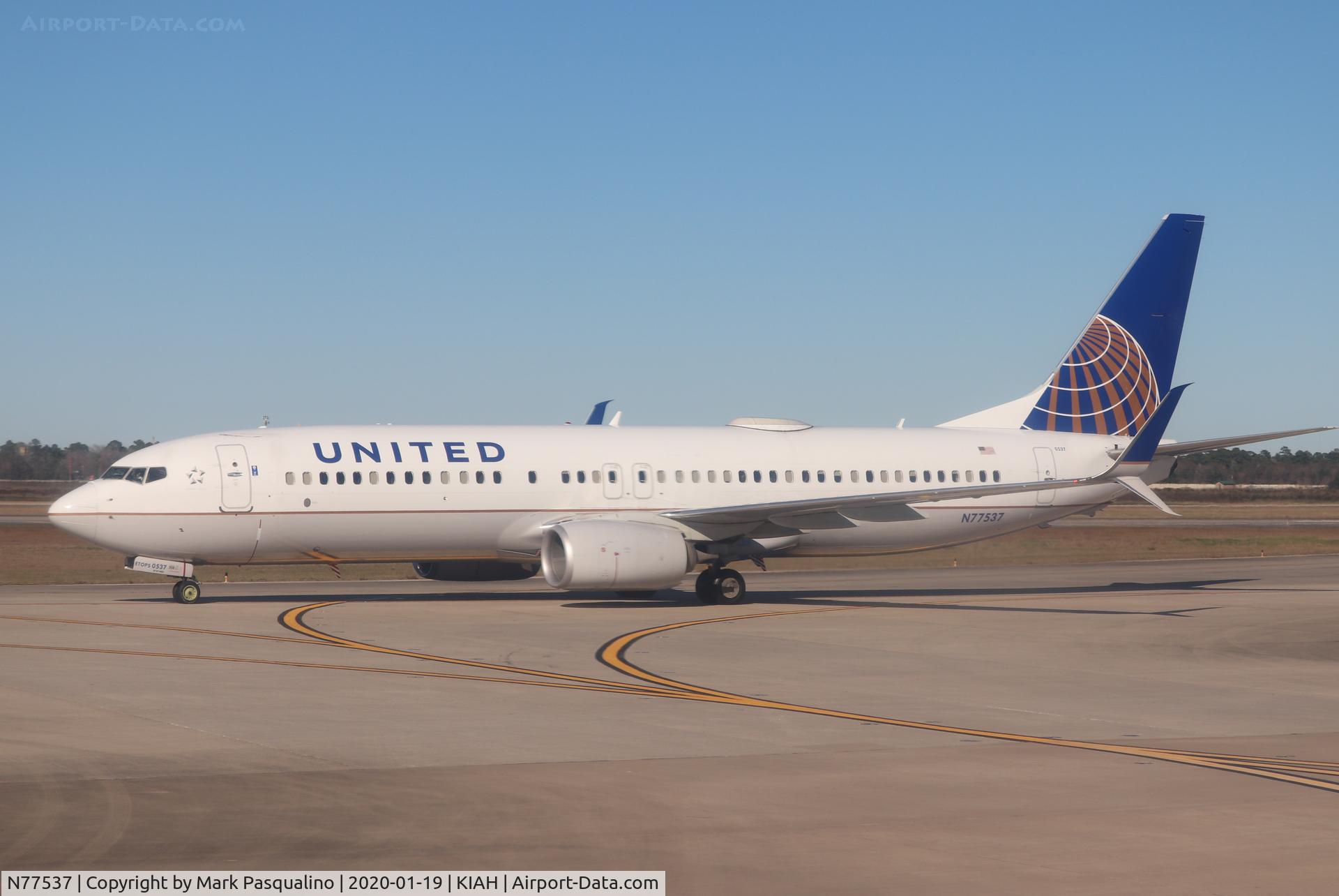 N77537, 2016 Boeing 737-800 C/N 62767, Boeing 737-824