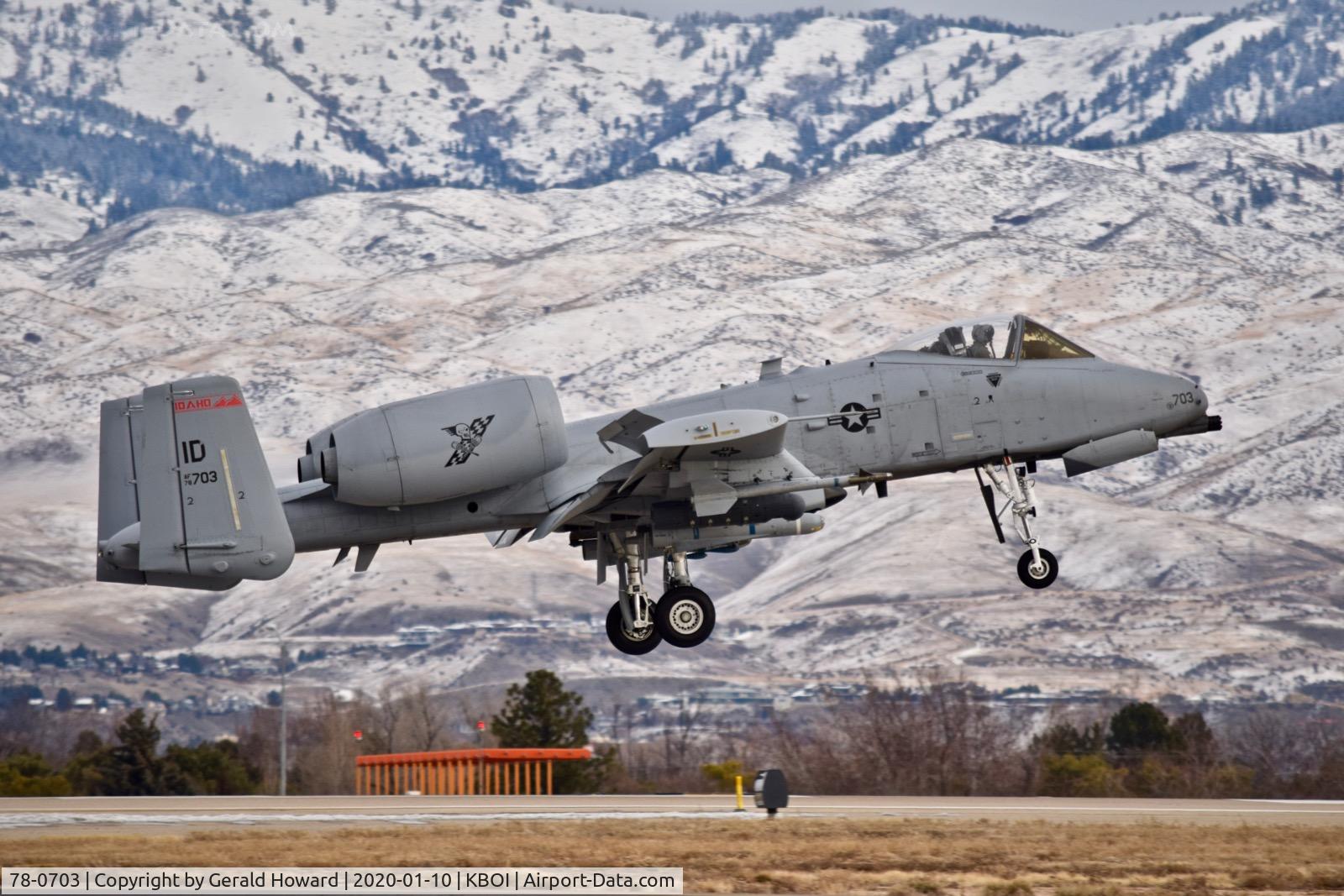 78-0703, 1978 Fairchild Republic A-10C Thunderbolt II C/N A10-0323, Landing 10R.