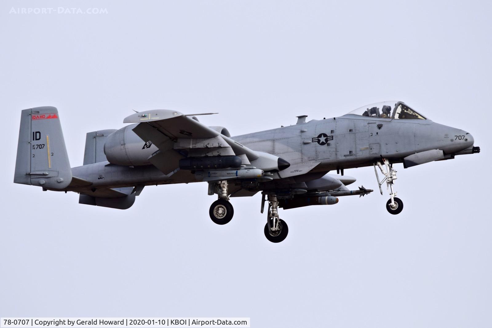 78-0707, 1978 Fairchild Republic A-10C Thunderbolt II C/N A10-0327, Landing 10R.