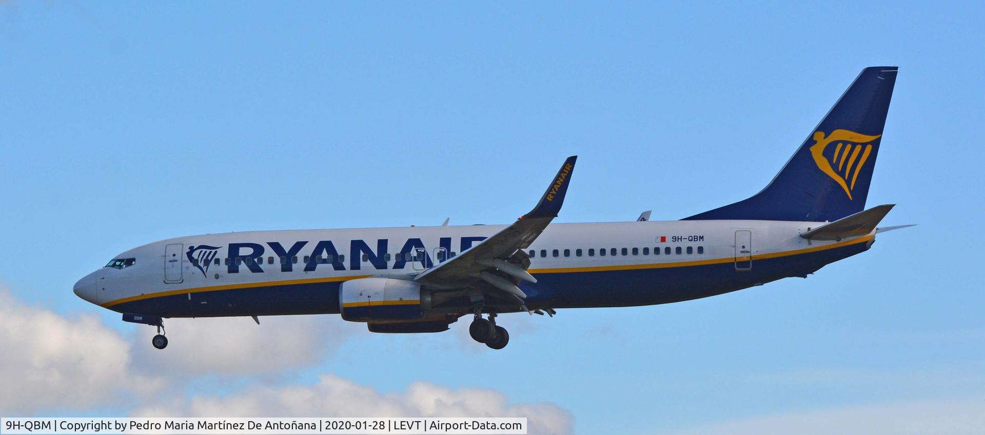 9H-QBM, 2015 Boeing 737-8AS C/N 44708, Aeropuerto de Foronda - Vitoria-Gasteiz - Euskadi - España