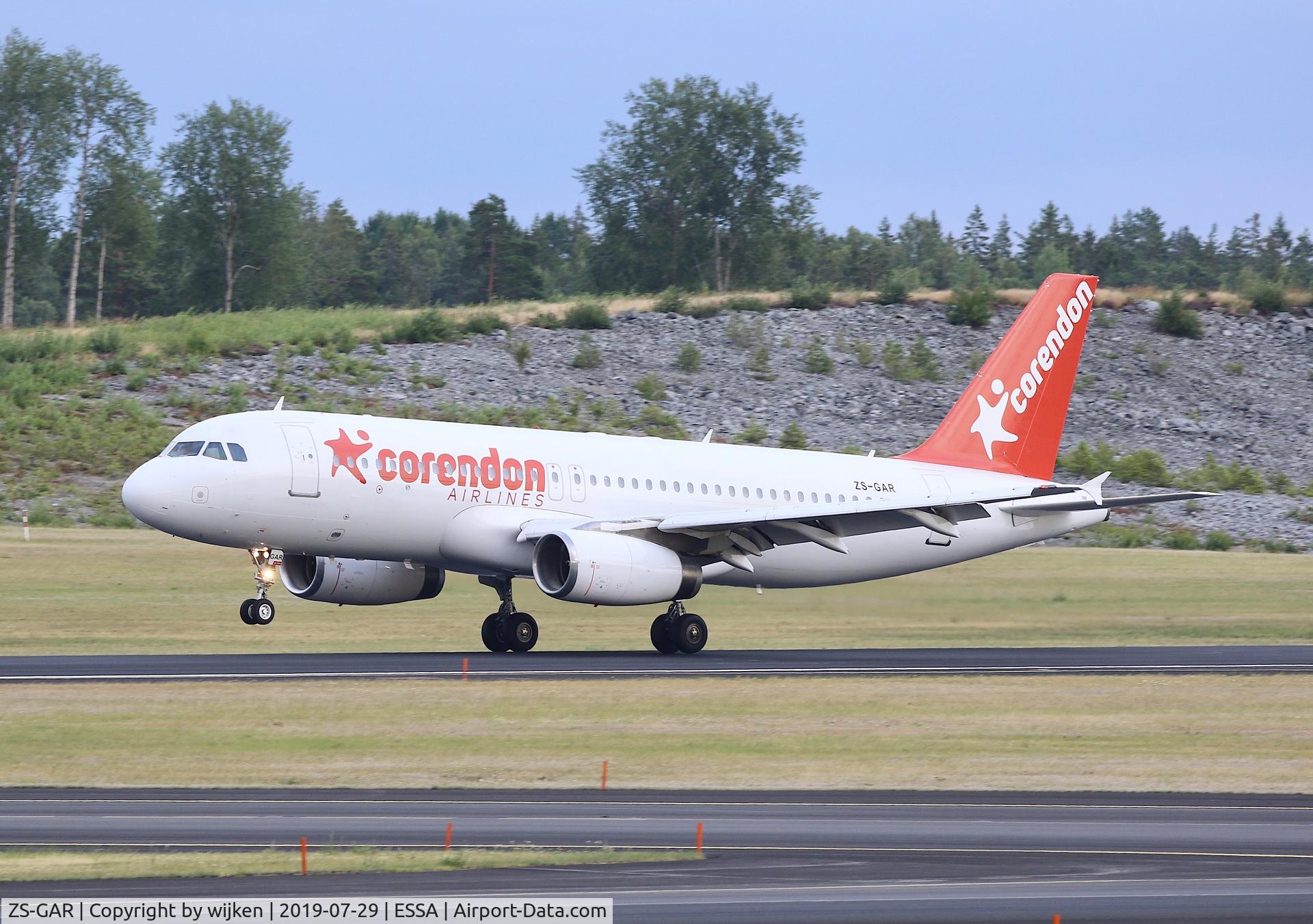 ZS-GAR, 1989 Airbus A320-231 C/N 53, RWY 01R