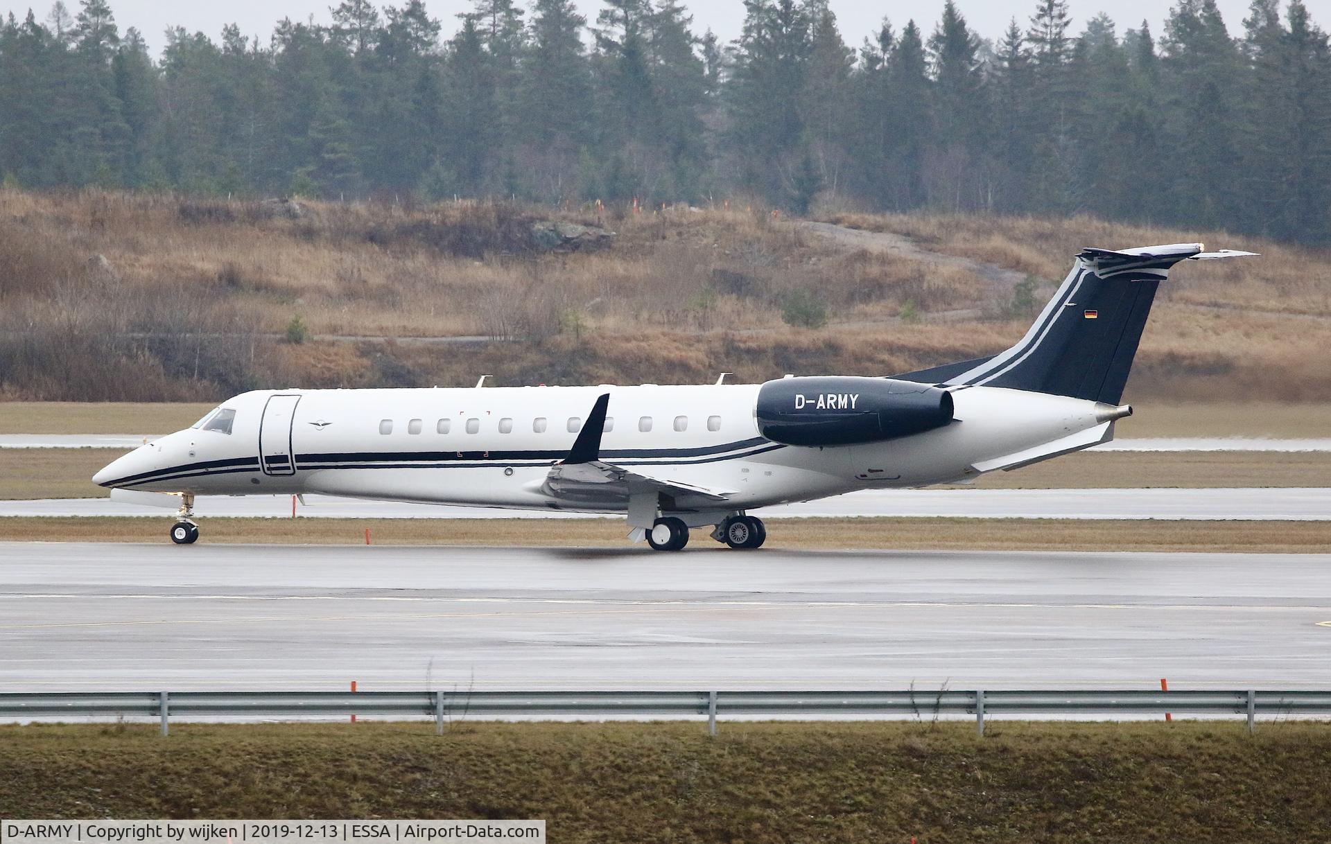D-ARMY, 2017 Embraer EMB-135BJ Legacy C/N 14501229, Ramp M