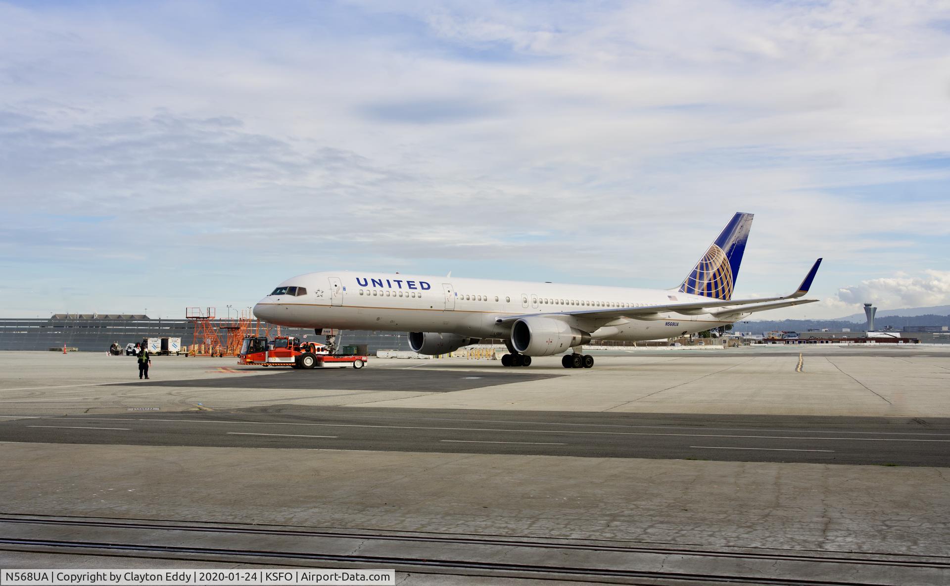 N568UA, 1992 Boeing 757-222 C/N 26674, SFO 2020.