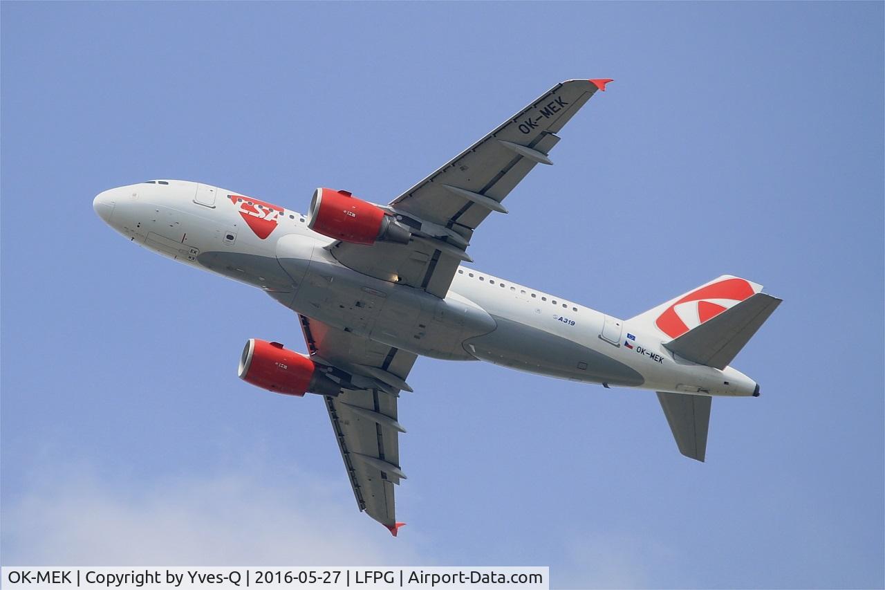 OK-MEK, 2007 Airbus A319-112 C/N 3043, Airbus A319-112, Take off rwy 27L, Roissy Charles De Gaulle airport (LFPG-CDG)
