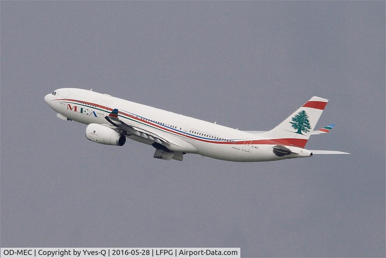 OD-MEC, 2009 Airbus A330-243 C/N 995, Airbus A330-243, Take off rwy 08L, Roissy Charles De Gaulle airport (LFPG-CDG)