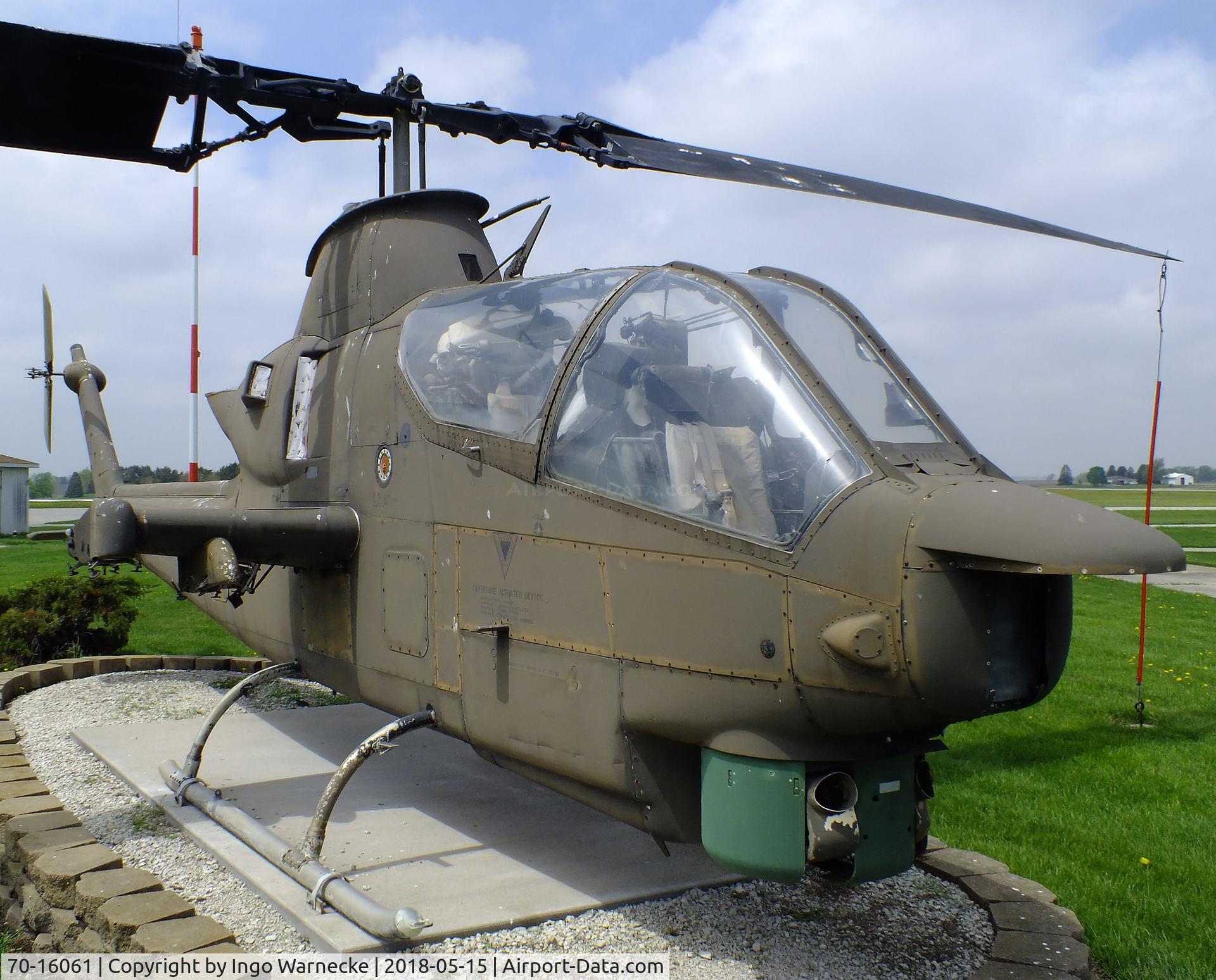 70-16061, 1970 Bell AH-1S Cobra C/N 21005, Bell AH-1S Cobra at the Iowa Aviation Museum, Greenfield IA