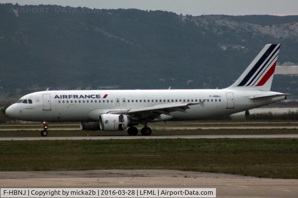 F-HBNJ, 2011 Airbus A320-214 C/N 4908, Taxiing