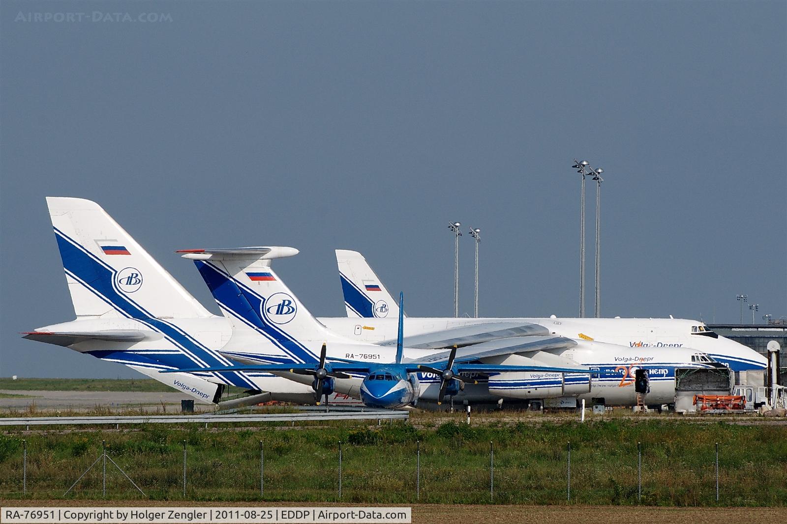 RA-76951, 2007 Ilyushin Il-76TD-90VD C/N 2073421704, Western view to apron 2....(what a pretty rhyme:-)