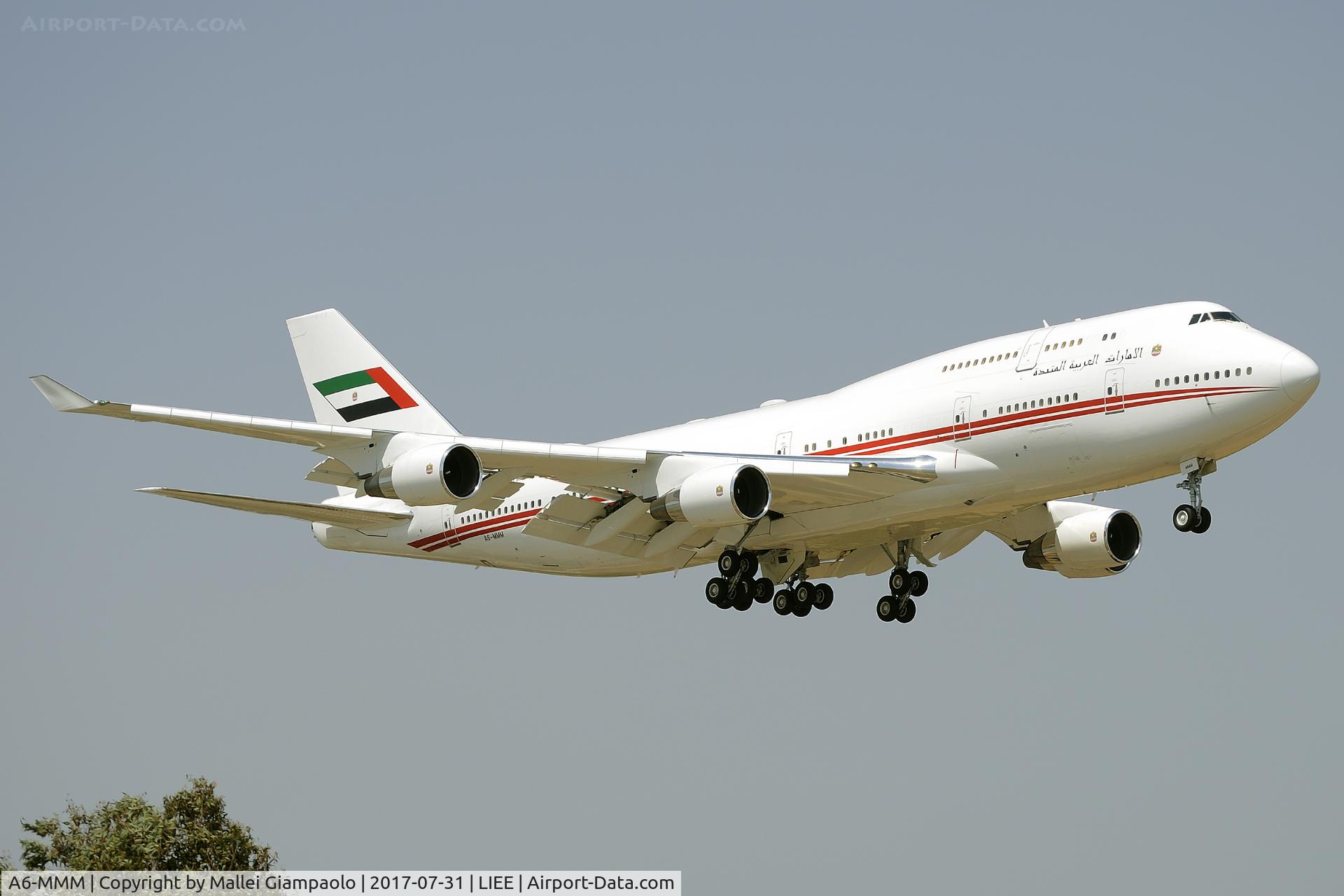 A6-MMM, 1998 Boeing 747-422 C/N 26906, A6-MMM