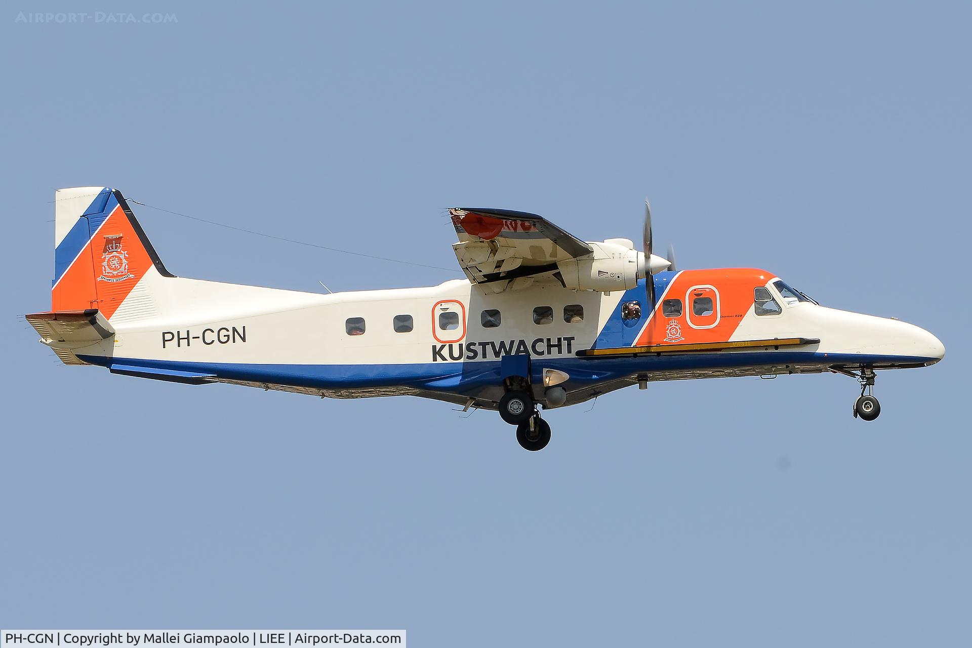 PH-CGN, 1990 Dornier 228-212 C/N 8181, PH-CGN