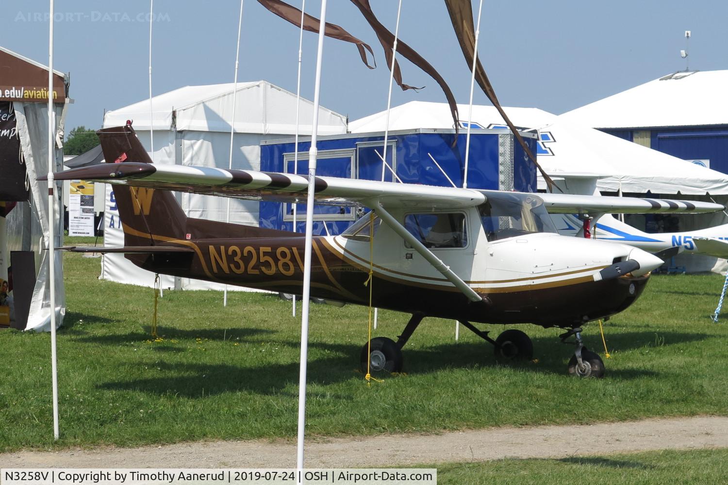 N3258V, 1974 Cessna 150M C/N 15076445, 1974 Cessna 150M, c/n: 15076445