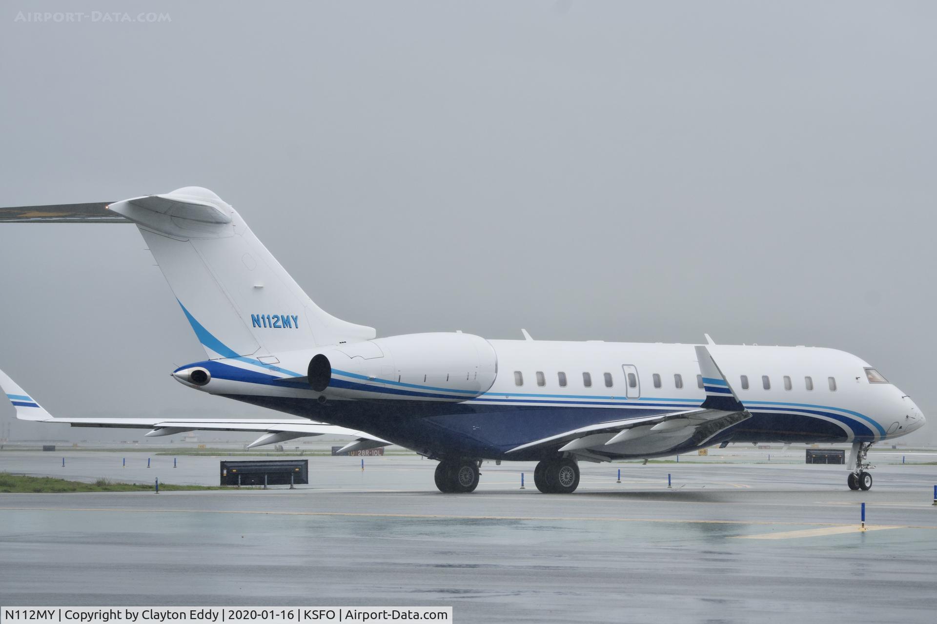 N112MY, 2011 Bombardier BD-700-1A10 Global 6000 C/N 9442, SFO 2020.