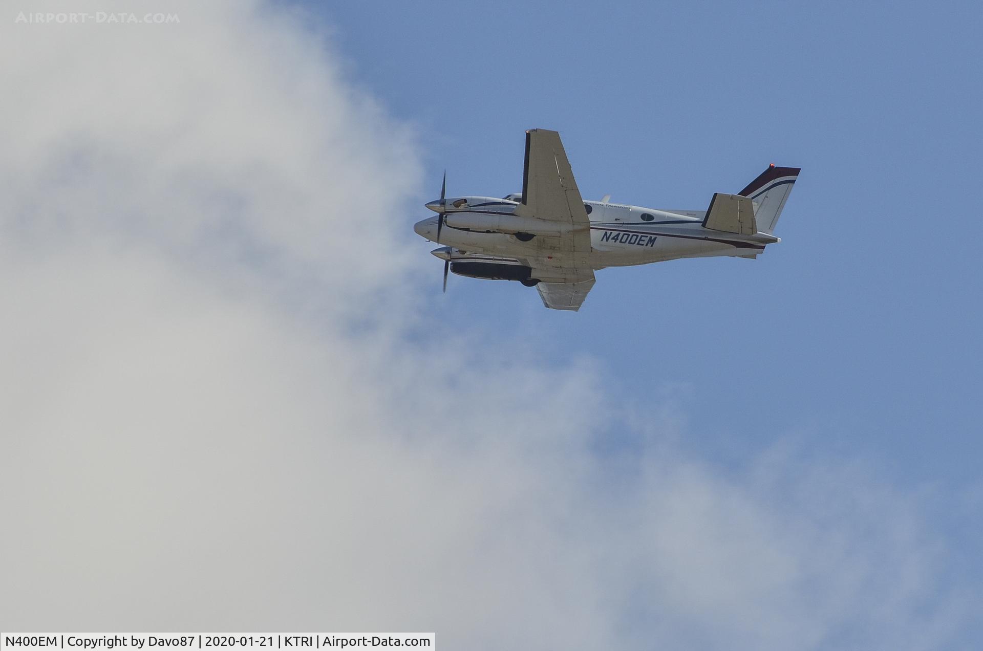 N400EM, 2000 Raytheon C90A C/N LJ-1601, Taking off from Tri-Cities Airport (KTRI) in East Tennessee.