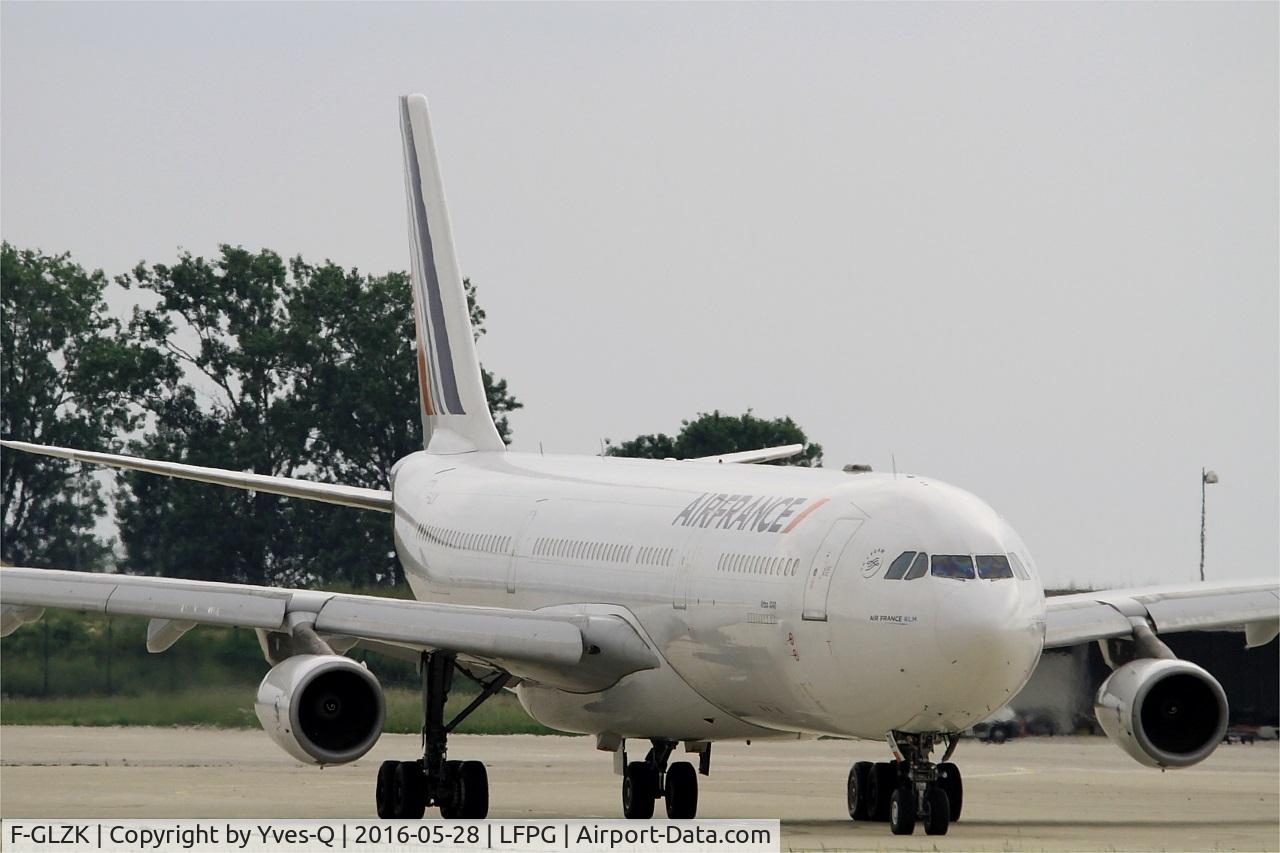 F-GLZK, 1997 Airbus A340-313X C/N 207, Airbus A340-313X, Taxiing, Roissy Charles De Gaulle Airport (LFPG-CDG)