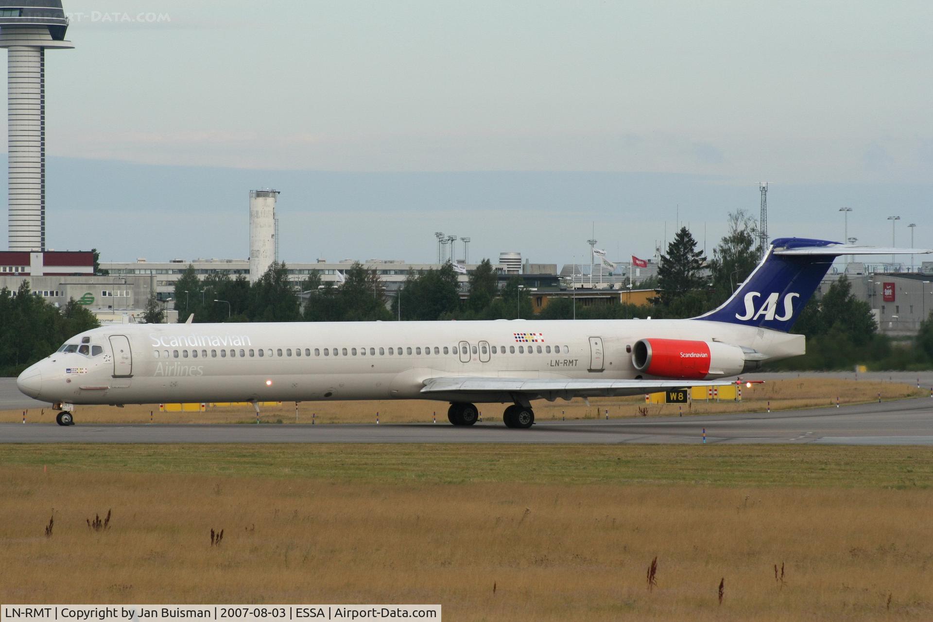 LN-RMT, 1991 McDonnell Douglas MD-82 (DC-9-82) C/N 53001, SAS