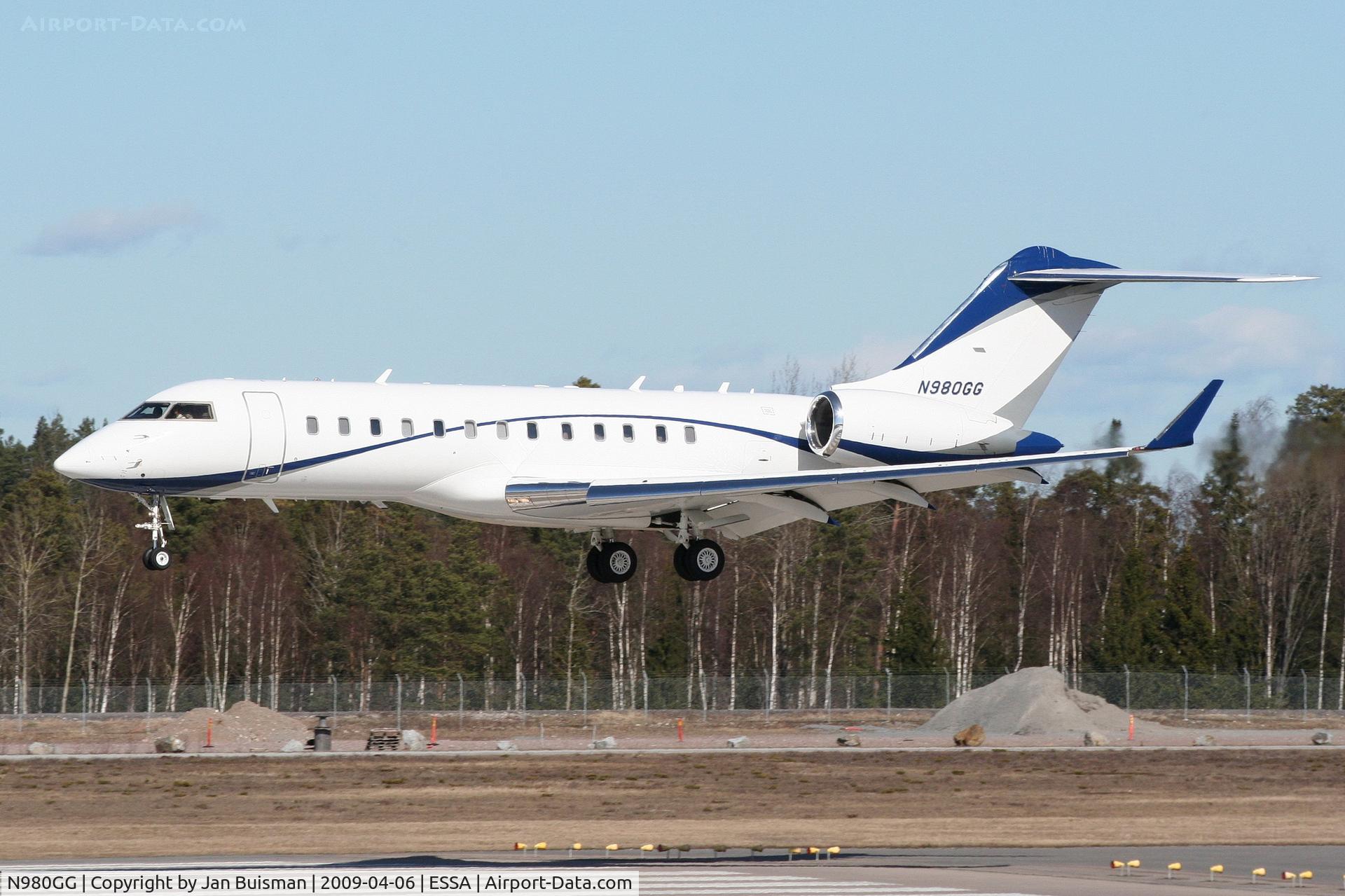 N980GG, 1999 Bombardier BD-700-1A10 Global Express C/N 9009, Corporate