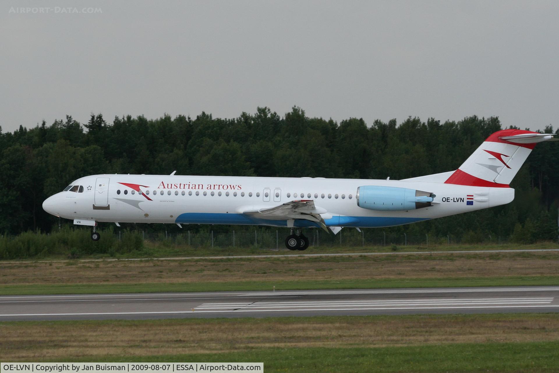 OE-LVN, 1991 Fokker 100 (F-28-0100) C/N 11367, Austrian Arrows