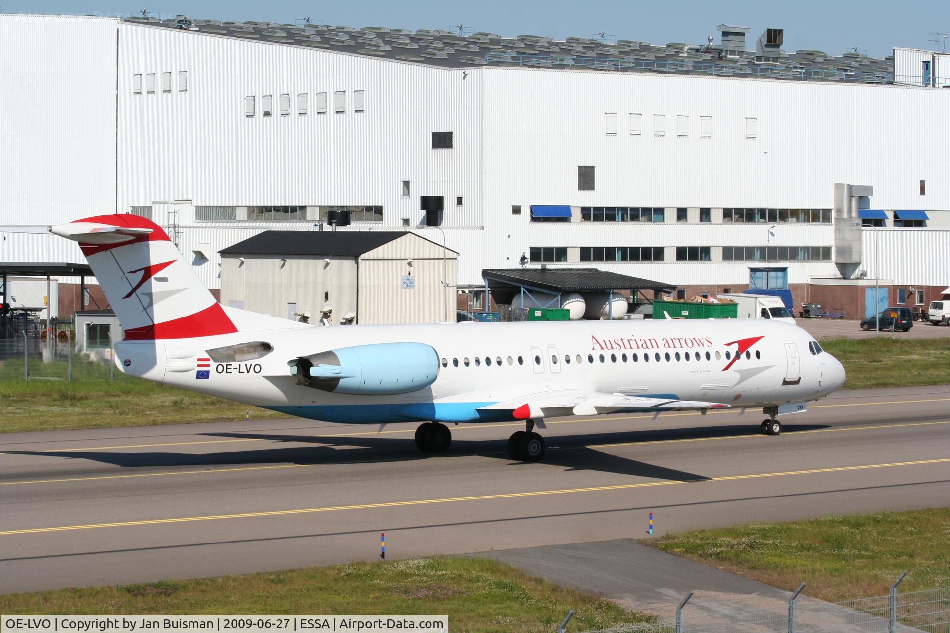 OE-LVO, 1993 Fokker 100 (F-28-0100) C/N 11460, Austrian Arrows