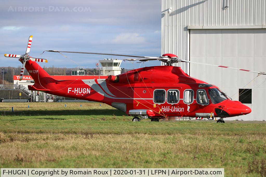 F-HUGN, 2012 AgustaWestland AW-139 C/N 31398, Parked