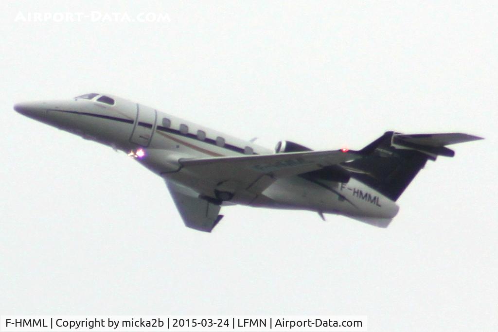 F-HMML, 2014 Embraer EMB-505 Phenom 300 C/N 50500247, Take off