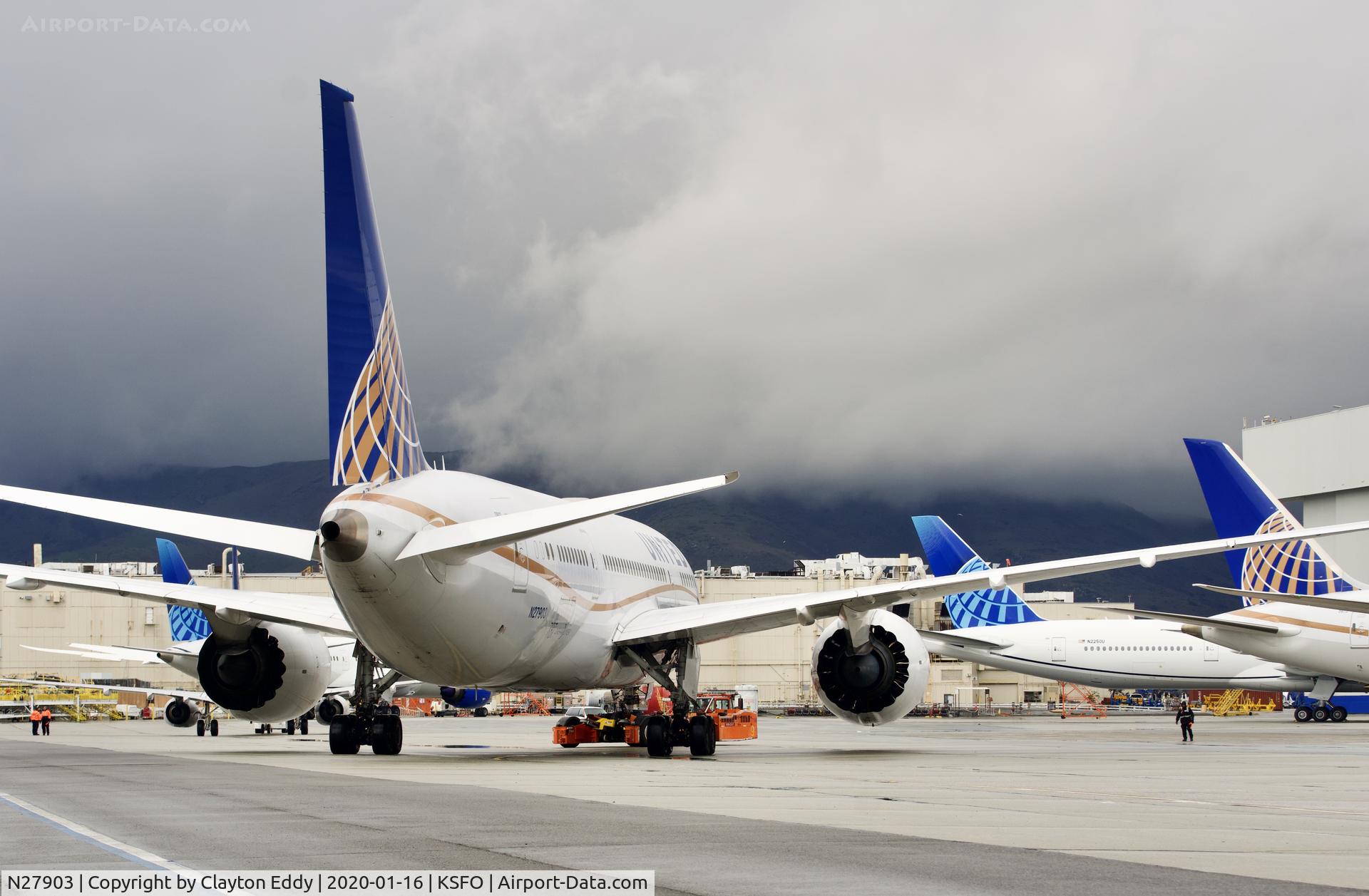 N27903, 2012 Boeing 787-8 Dreamliner C/N 34823, SFO 2020.