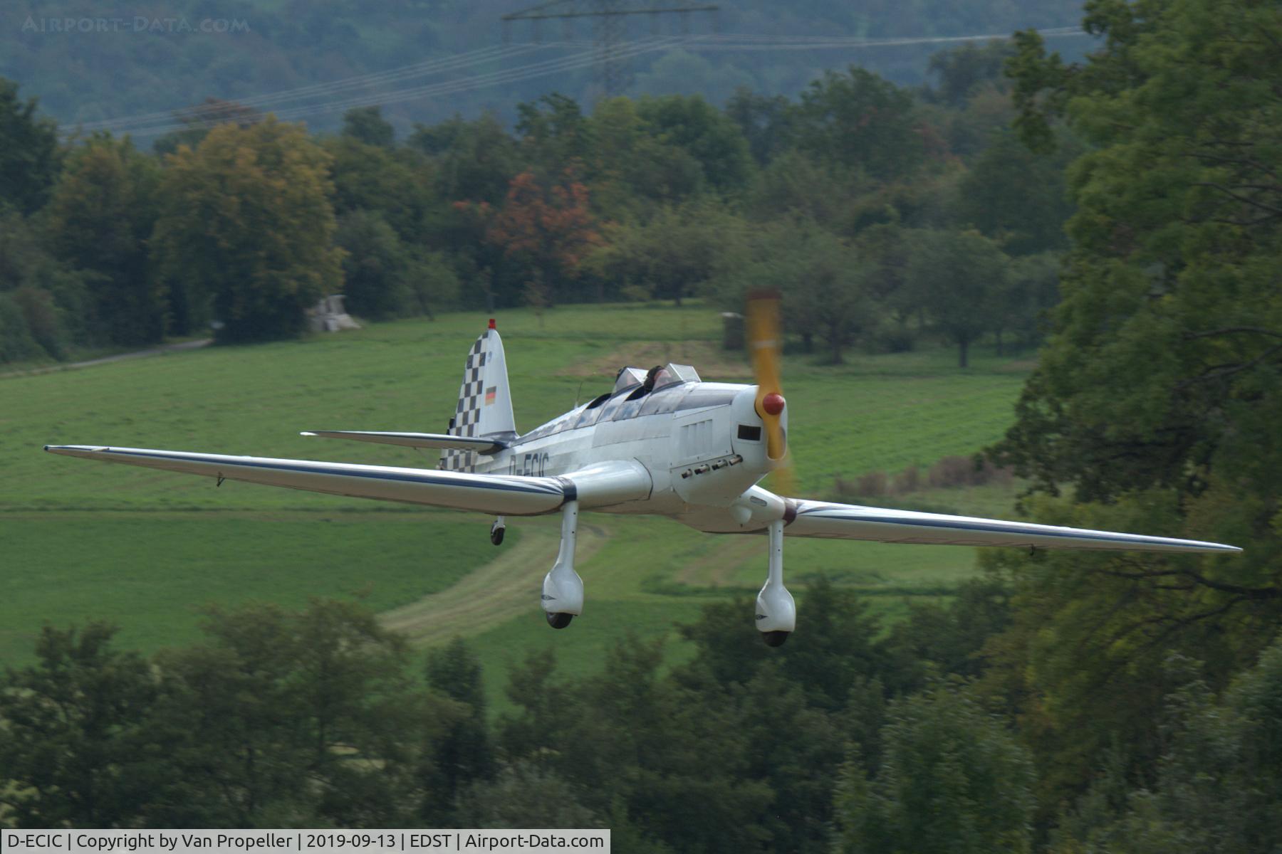 D-ECIC, 1941 Klemm Kl-35D C/N 2013, Klemm Kl 35D on approach to land at Hahnweide airfield, Germany. OTT 2019