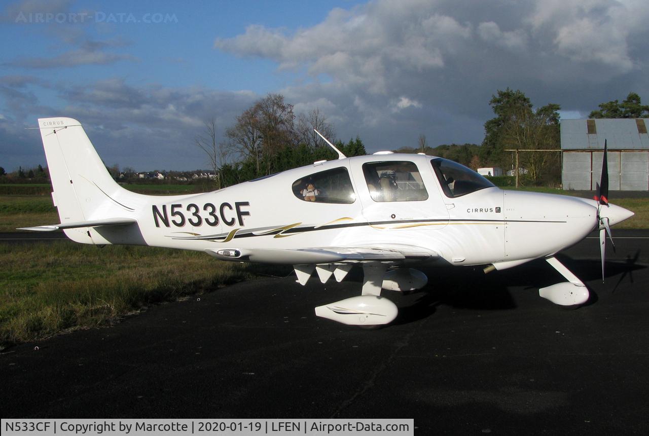 N533CF, 2005 Cirrus SR22 C/N 1479, On stopover.